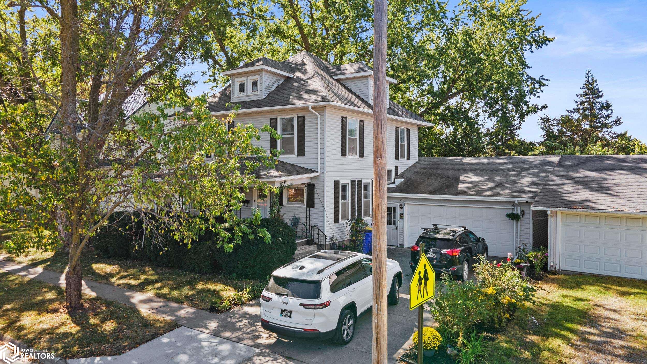 415 S 4th Avenue, Washington, Iowa image 34