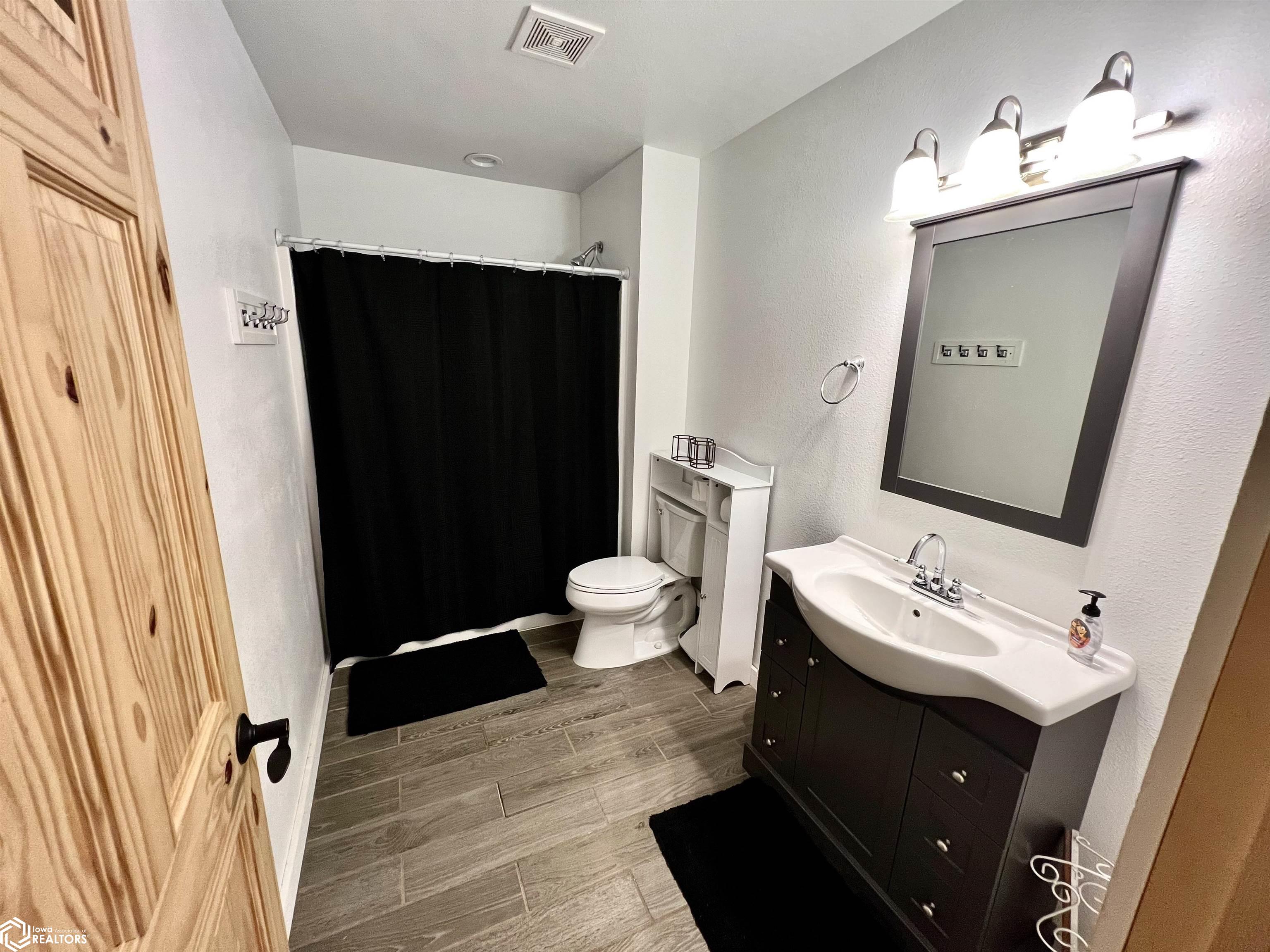 11859 550th Street, Lucas, Iowa image 36