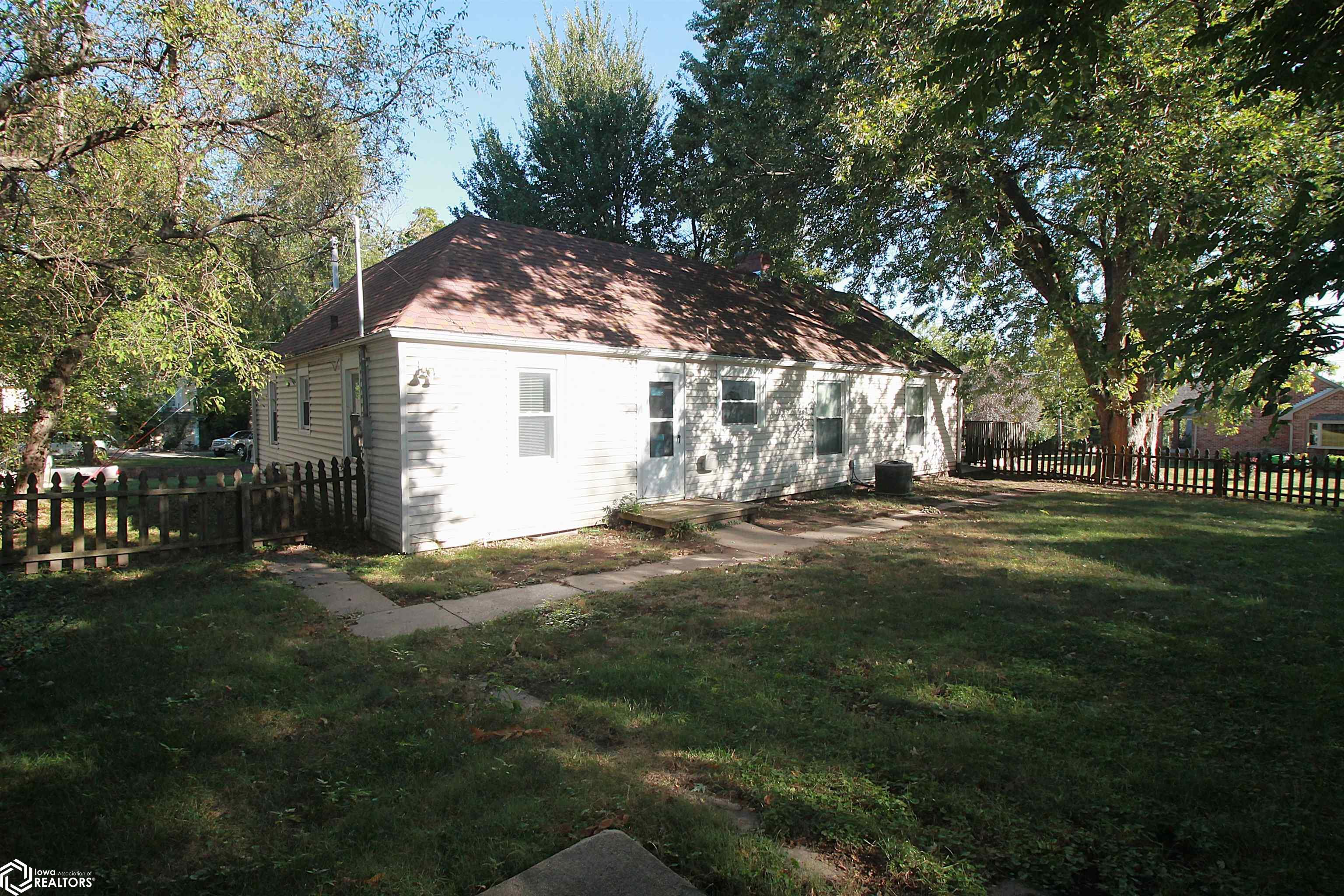 400 N 19th Street, Clarinda, Iowa image 33