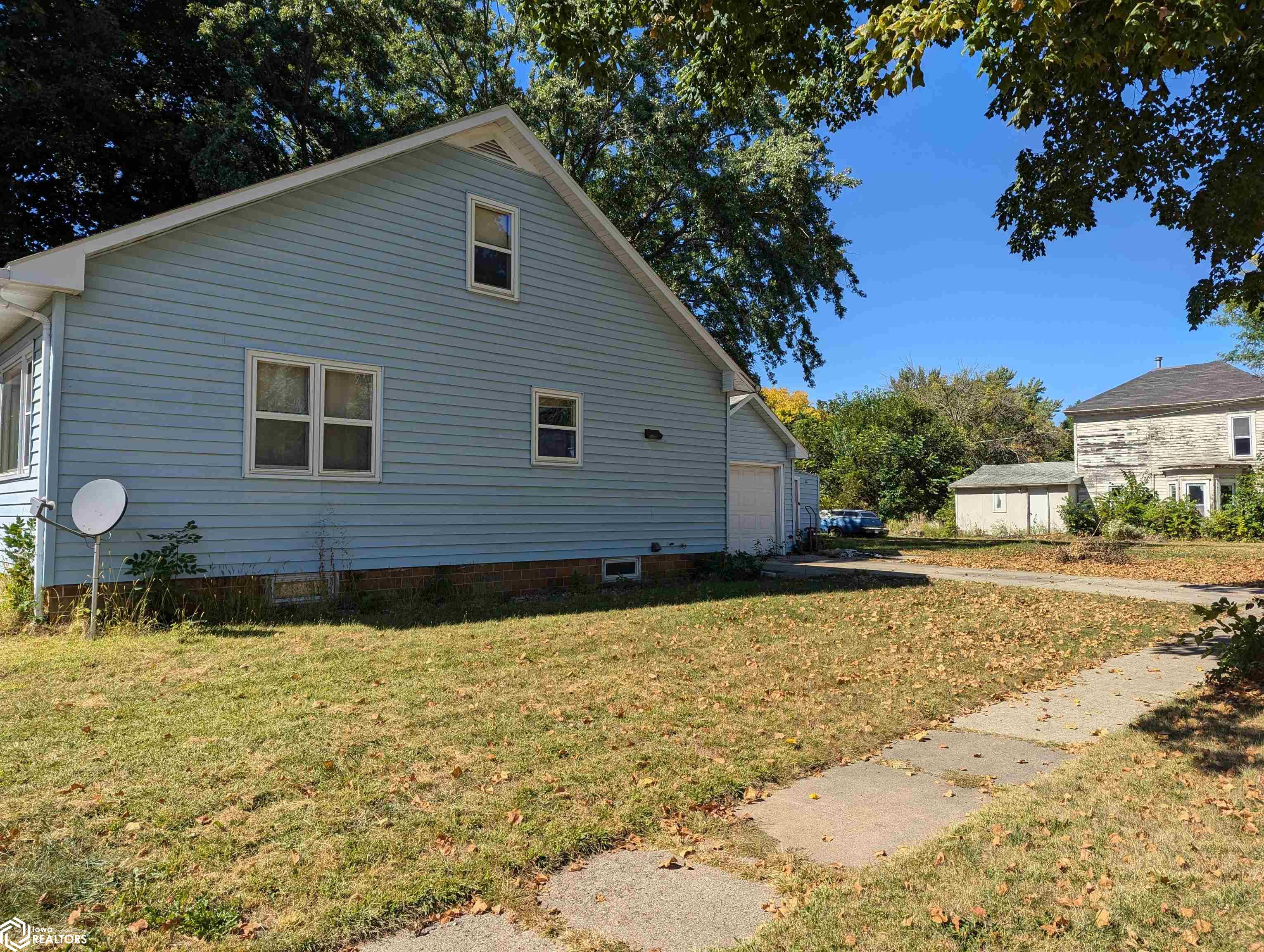 521 E. Lucas St., Algona, Iowa image 3