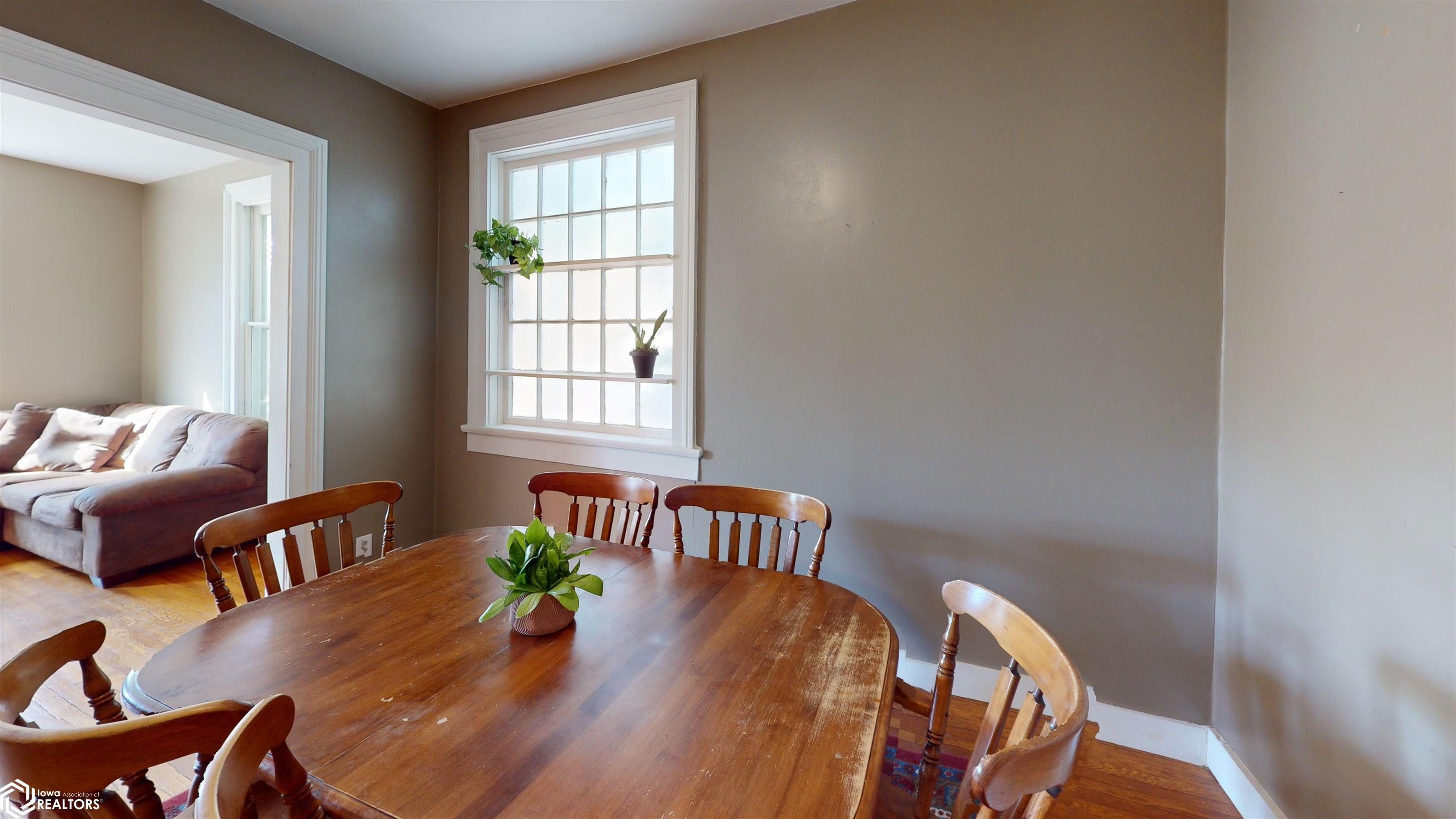 407 W Hempstead Avenue, Fairfield, Iowa image 6