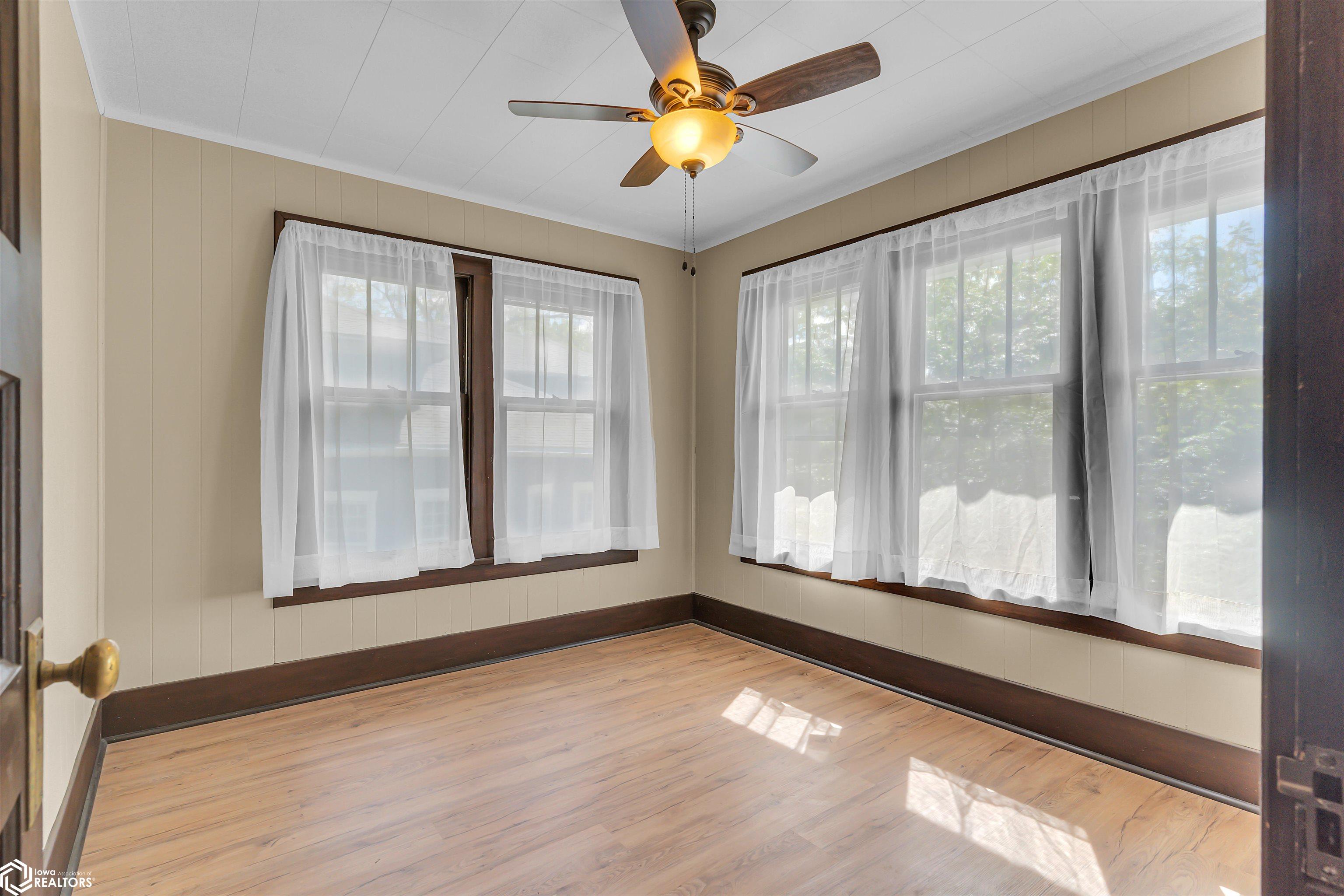 506 E Washington Street, Mount Pleasant, Iowa image 16