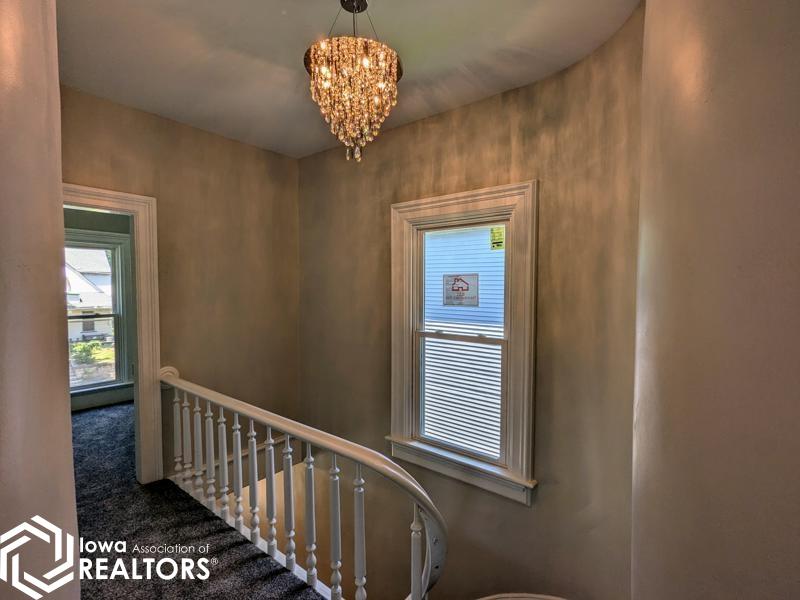 1012 N 7th Street, Burlington, Iowa image 13