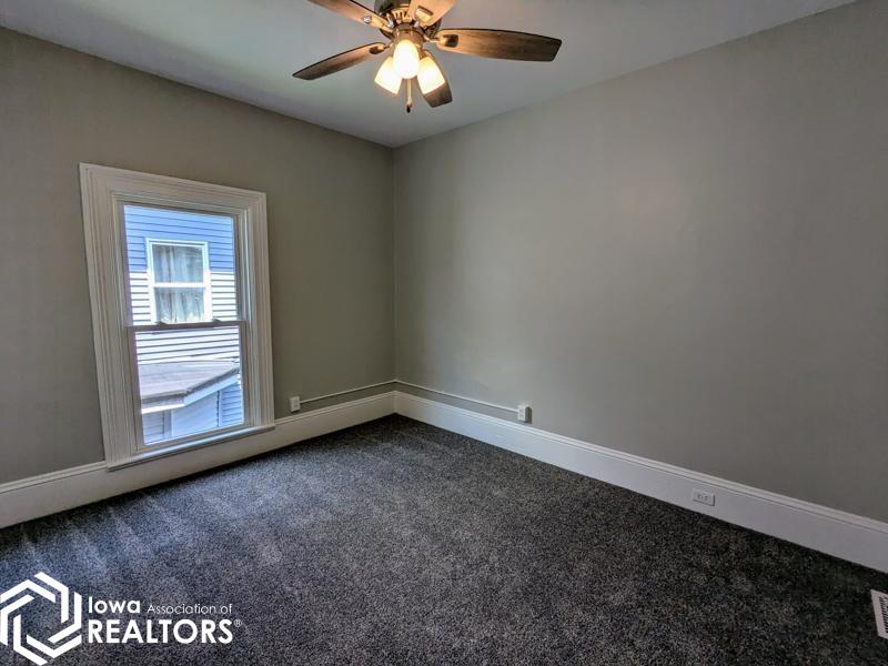 1012 N 7th Street, Burlington, Iowa image 16