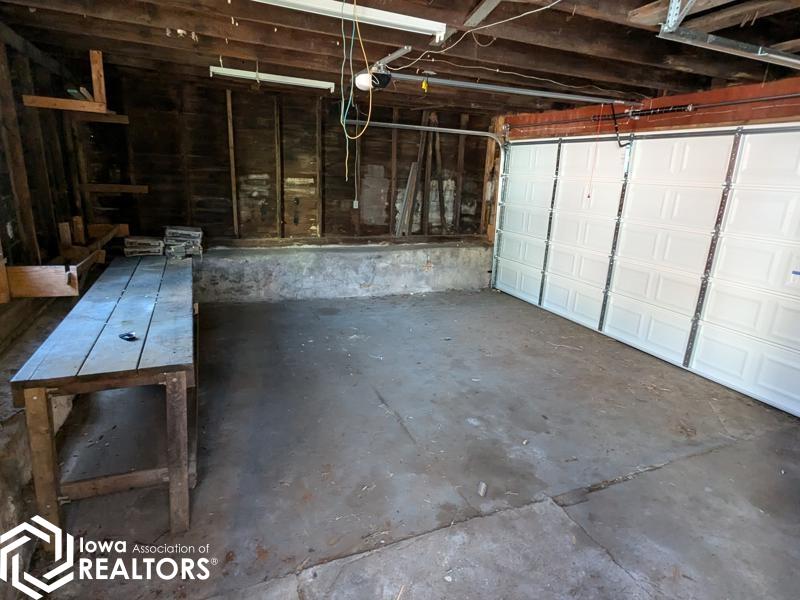 1012 N 7th Street, Burlington, Iowa image 19
