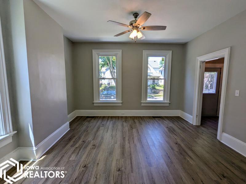 1012 N 7th Street, Burlington, Iowa image 4
