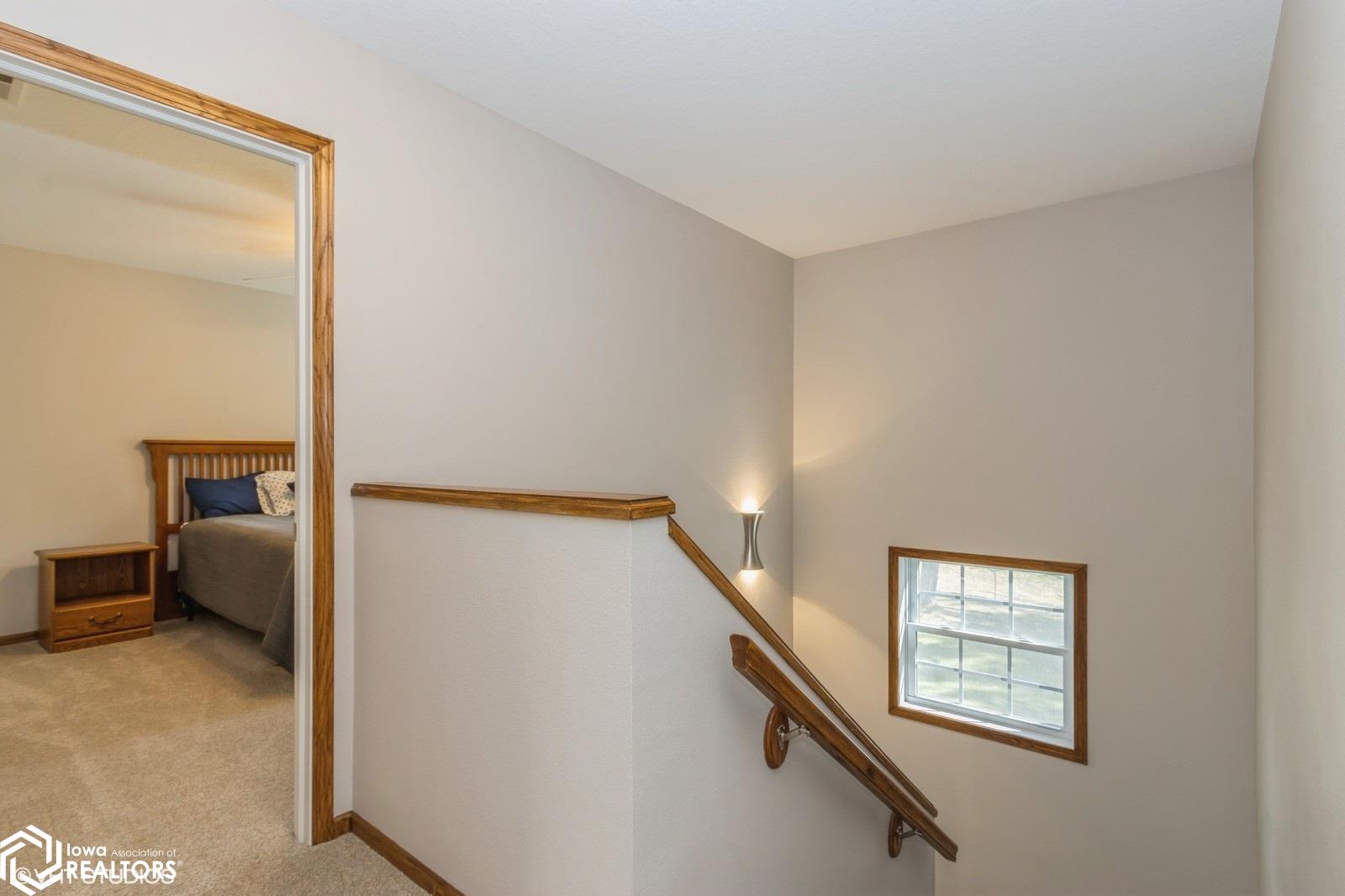 3050 Timber Creek Circle, Riverside, Iowa image 17