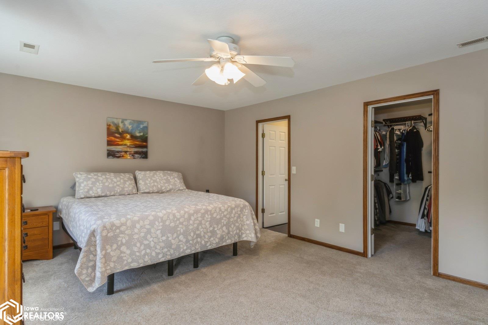 3050 Timber Creek Circle, Riverside, Iowa image 19