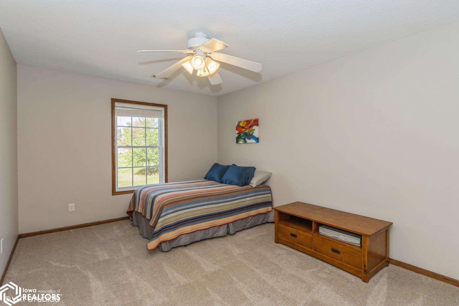 3050 Timber Creek Circle, Riverside, Iowa image 29