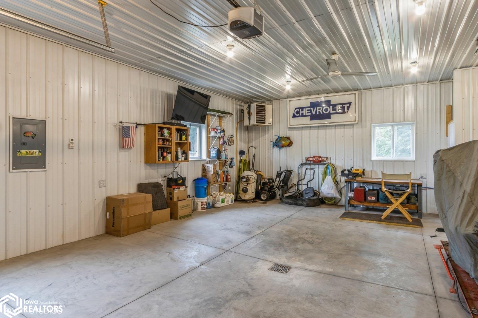 3050 Timber Creek Circle, Riverside, Iowa image 48