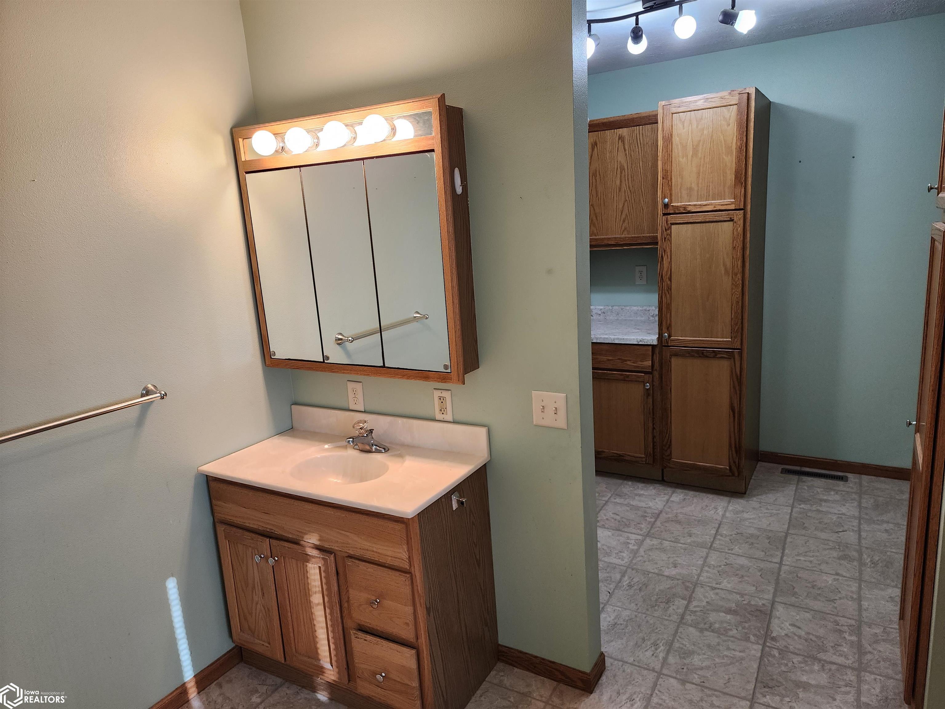 2197 Keystone Avenue, Ida Grove, Iowa image 20