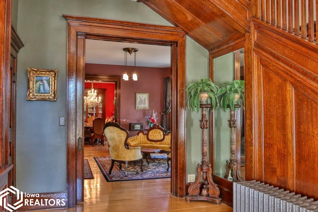 402 Goode Street, Bloomfield, Iowa image 3
