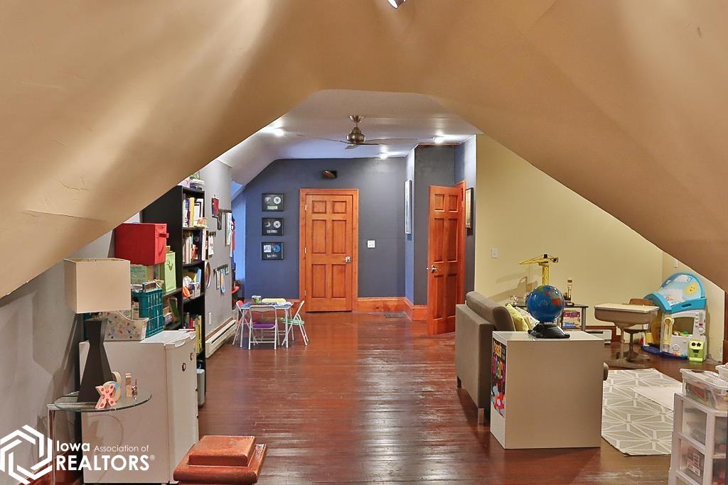 402 Goode Street, Bloomfield, Iowa image 32