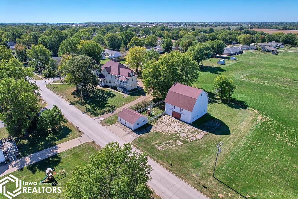 402 Goode Street, Bloomfield, Iowa image 35