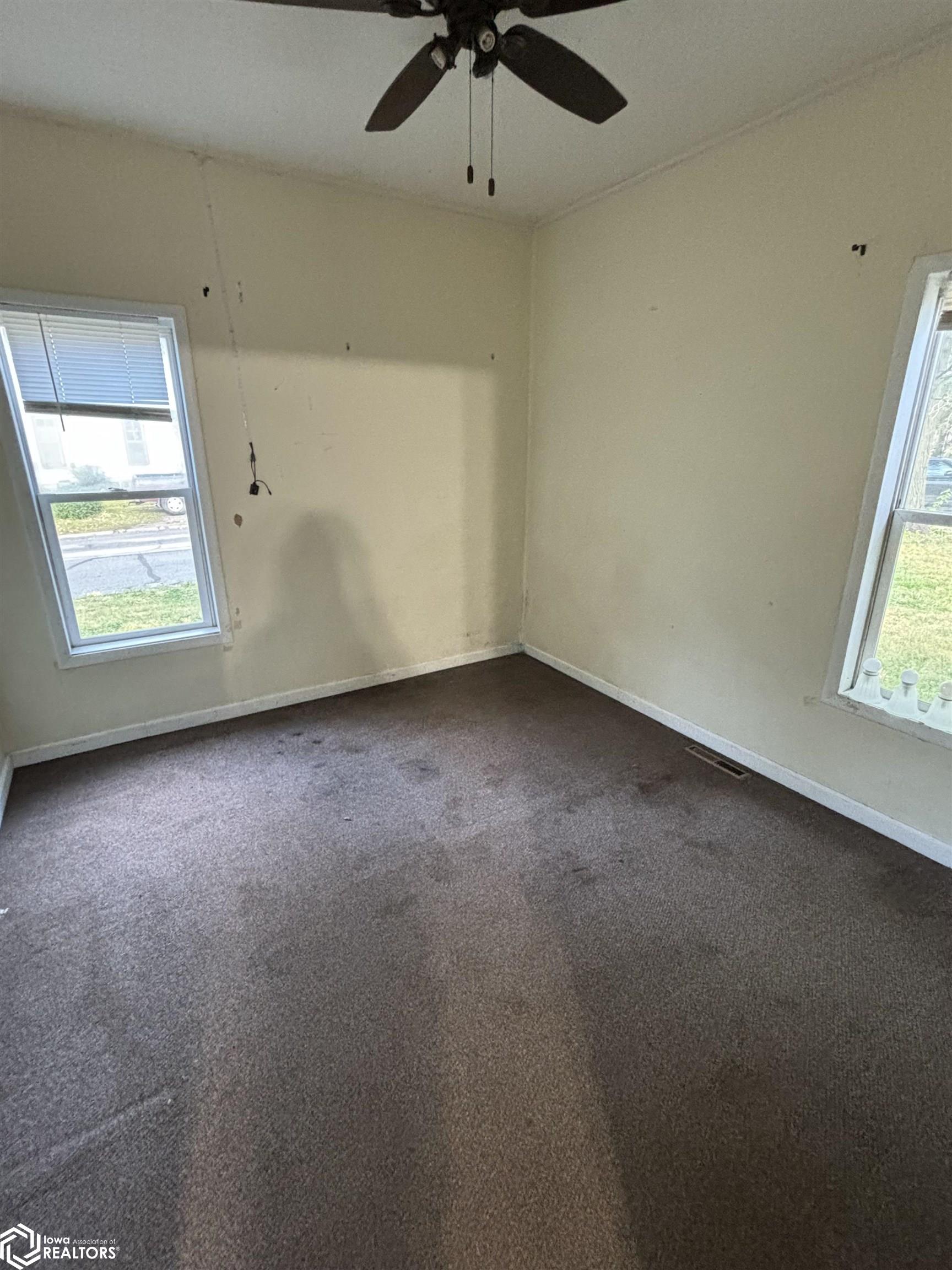 809 W Grimes Avenue, Fairfield, Iowa image 11