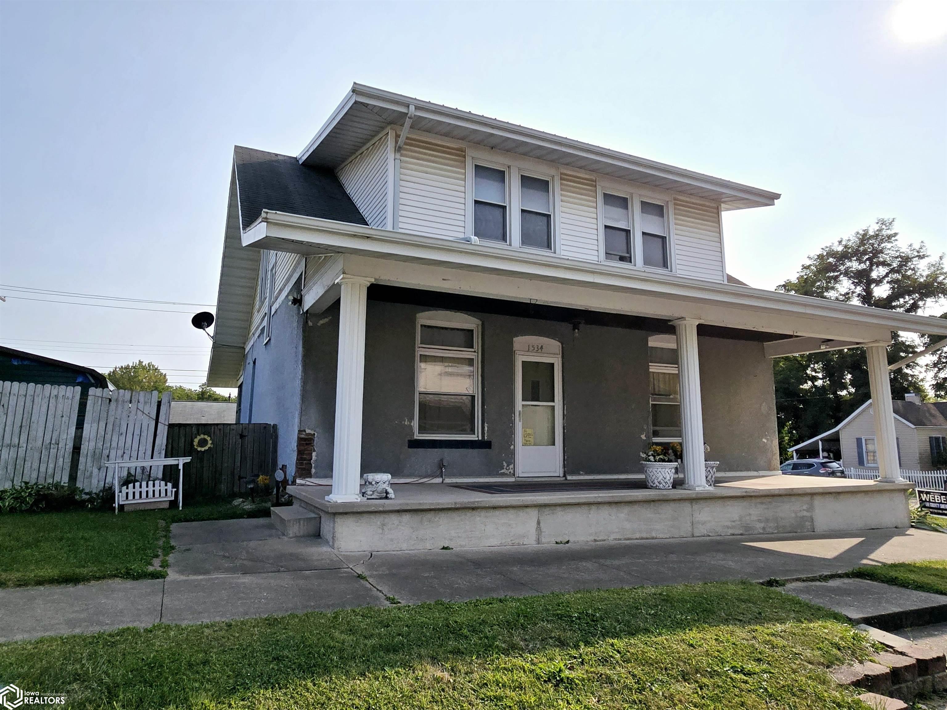 1534 Avenue G, Fort Madison, Iowa image 2