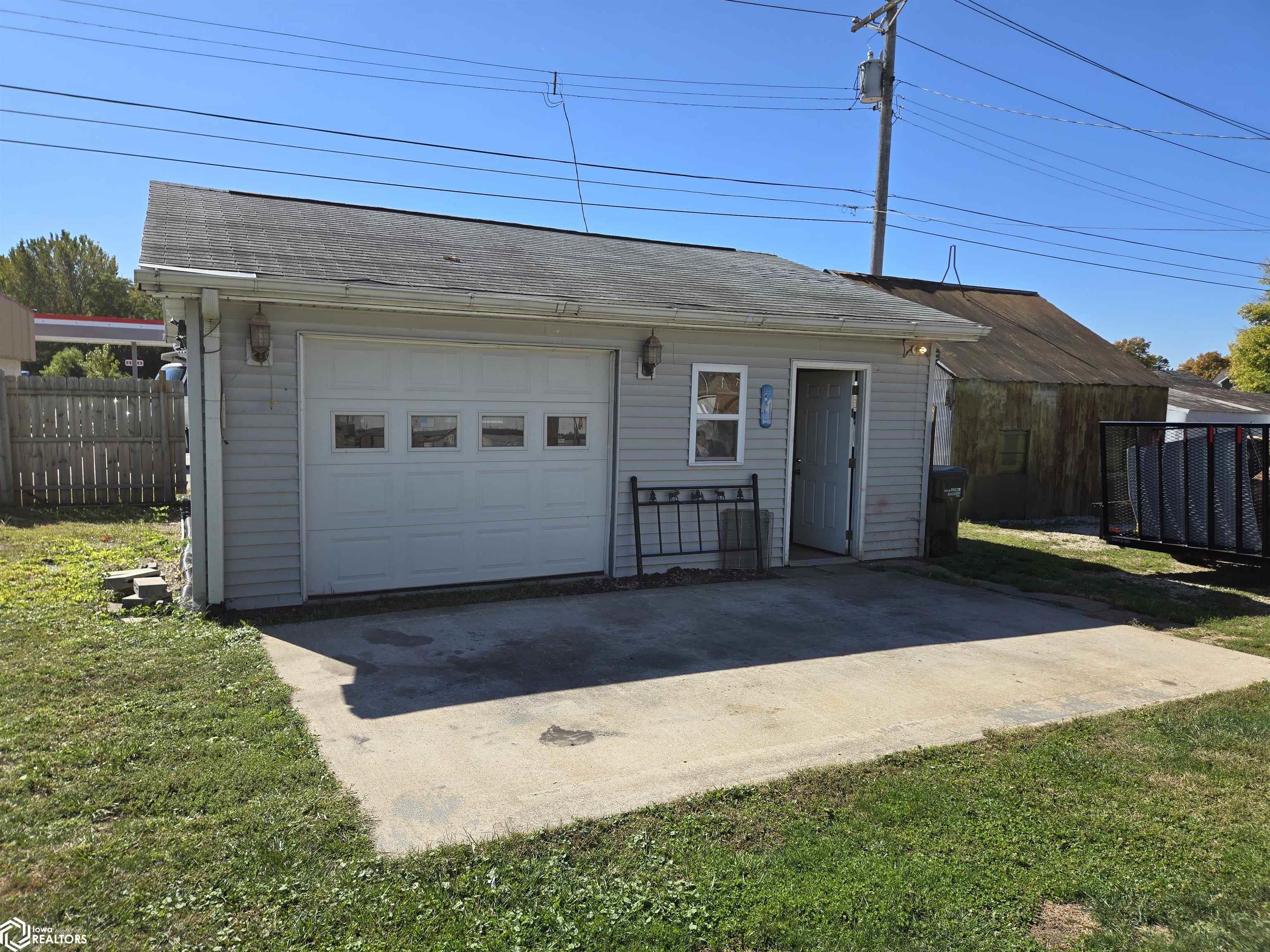1534 Avenue G, Fort Madison, Iowa image 29