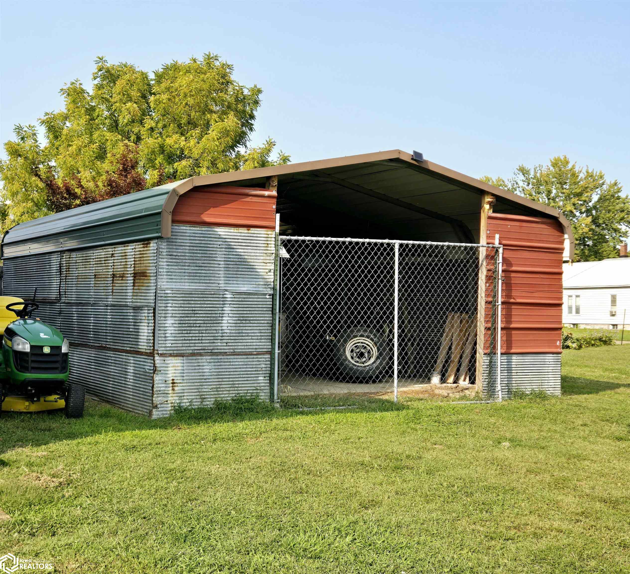 1534 Avenue G, Fort Madison, Iowa image 34