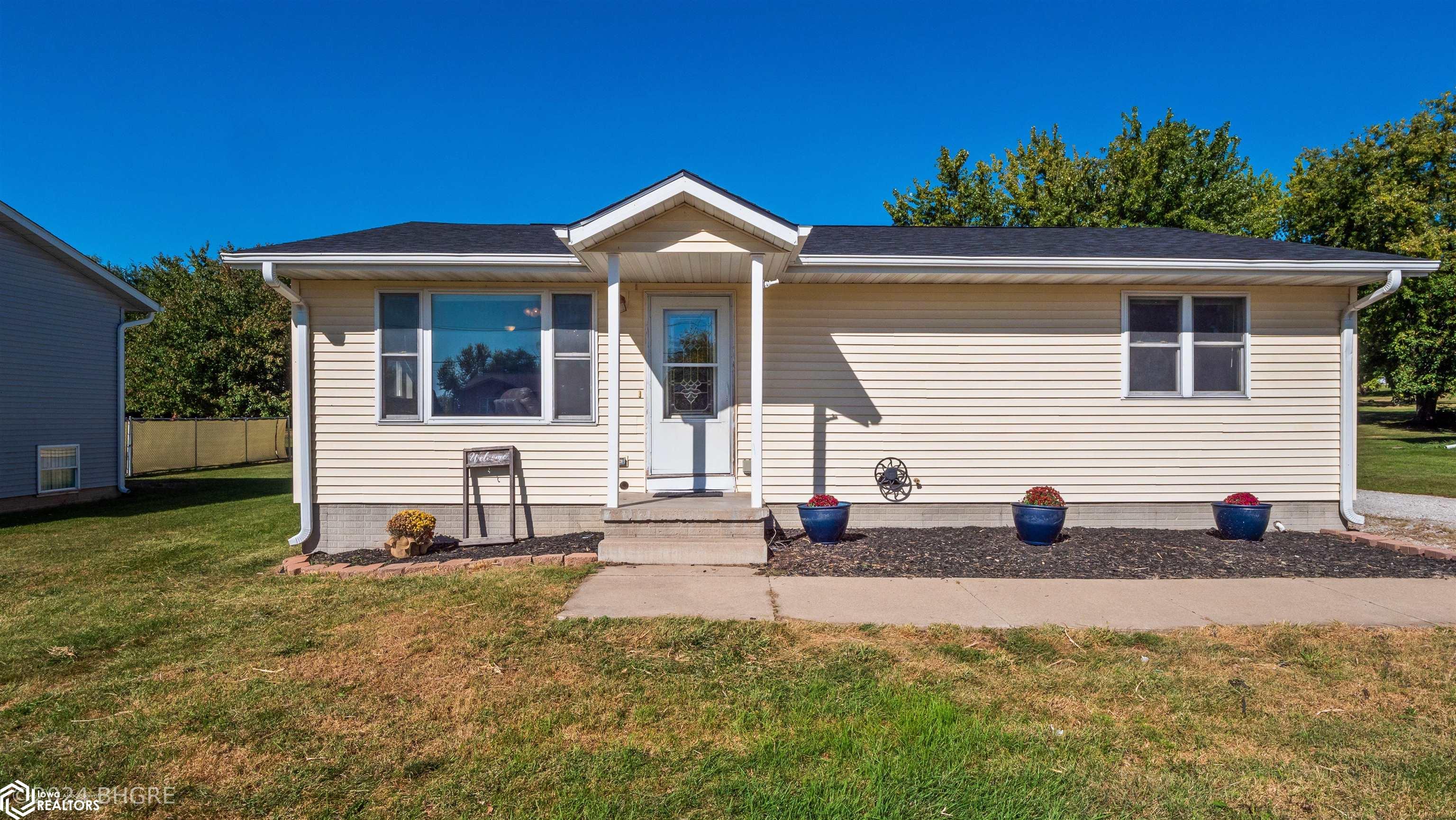 521 Harrison Avenue, Grinnell, Iowa image 3