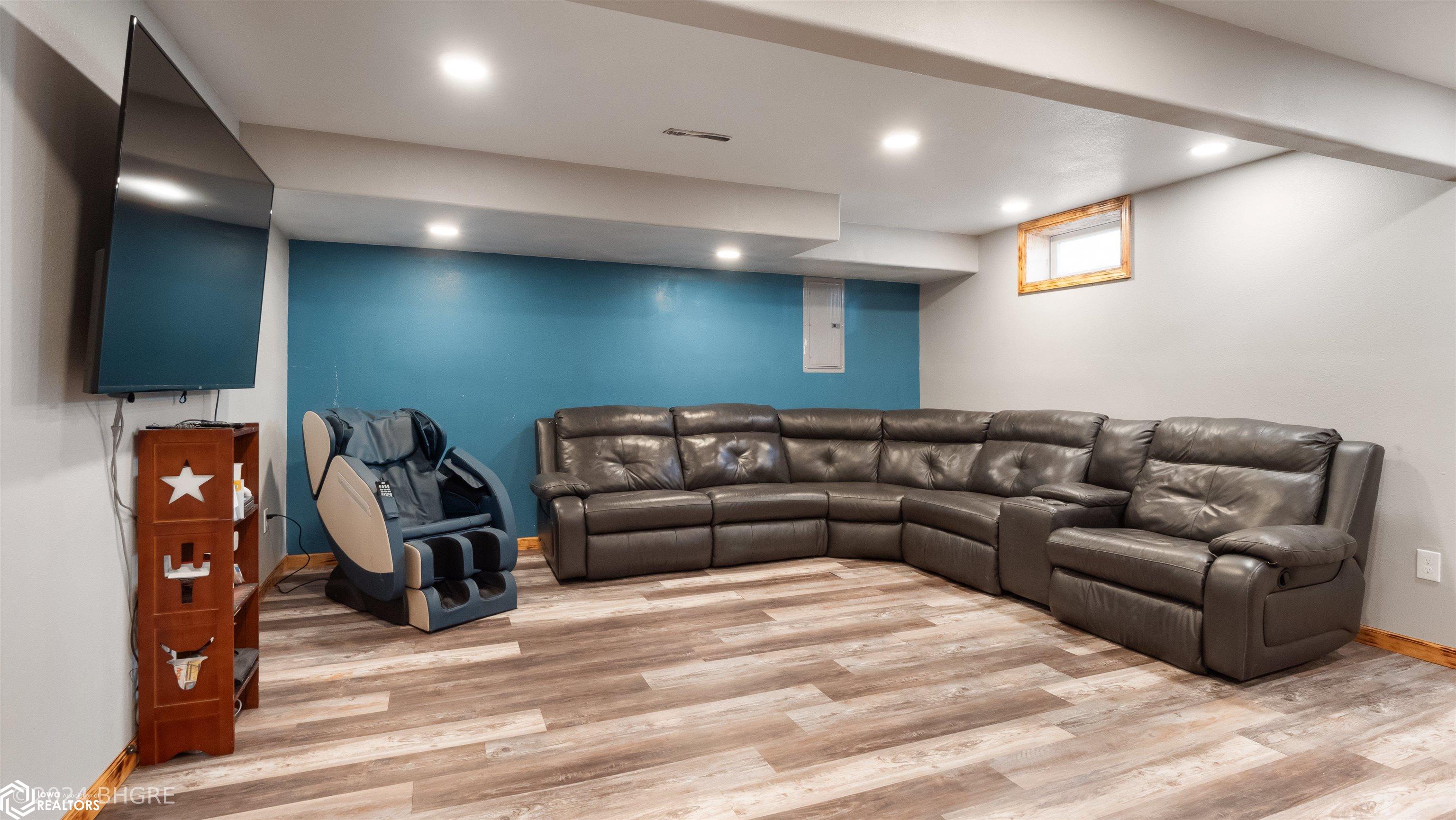 521 Harrison Avenue, Grinnell, Iowa image 23