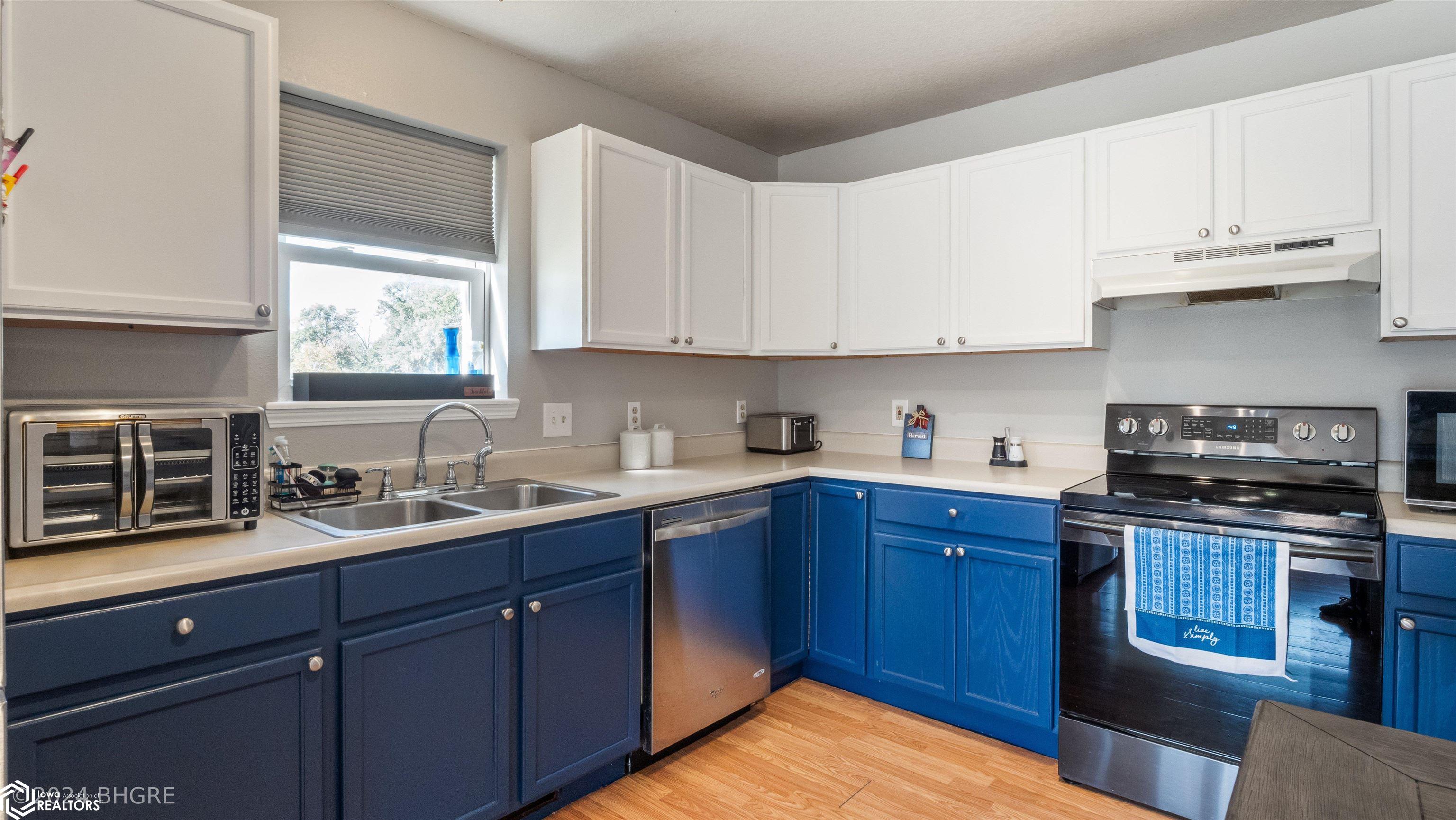 521 Harrison Avenue, Grinnell, Iowa image 9