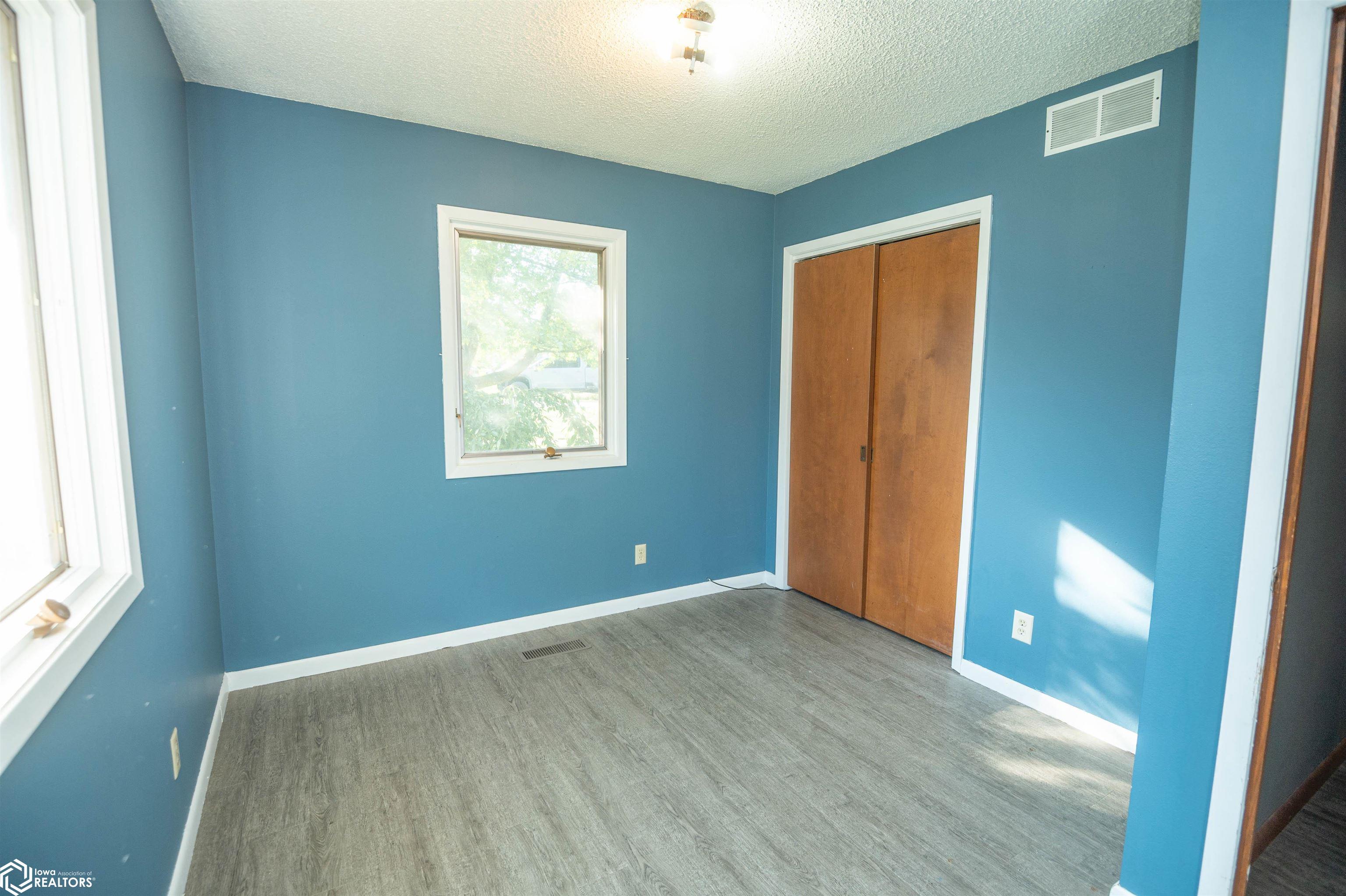 220 S Hazel Street, Agency, Iowa image 20