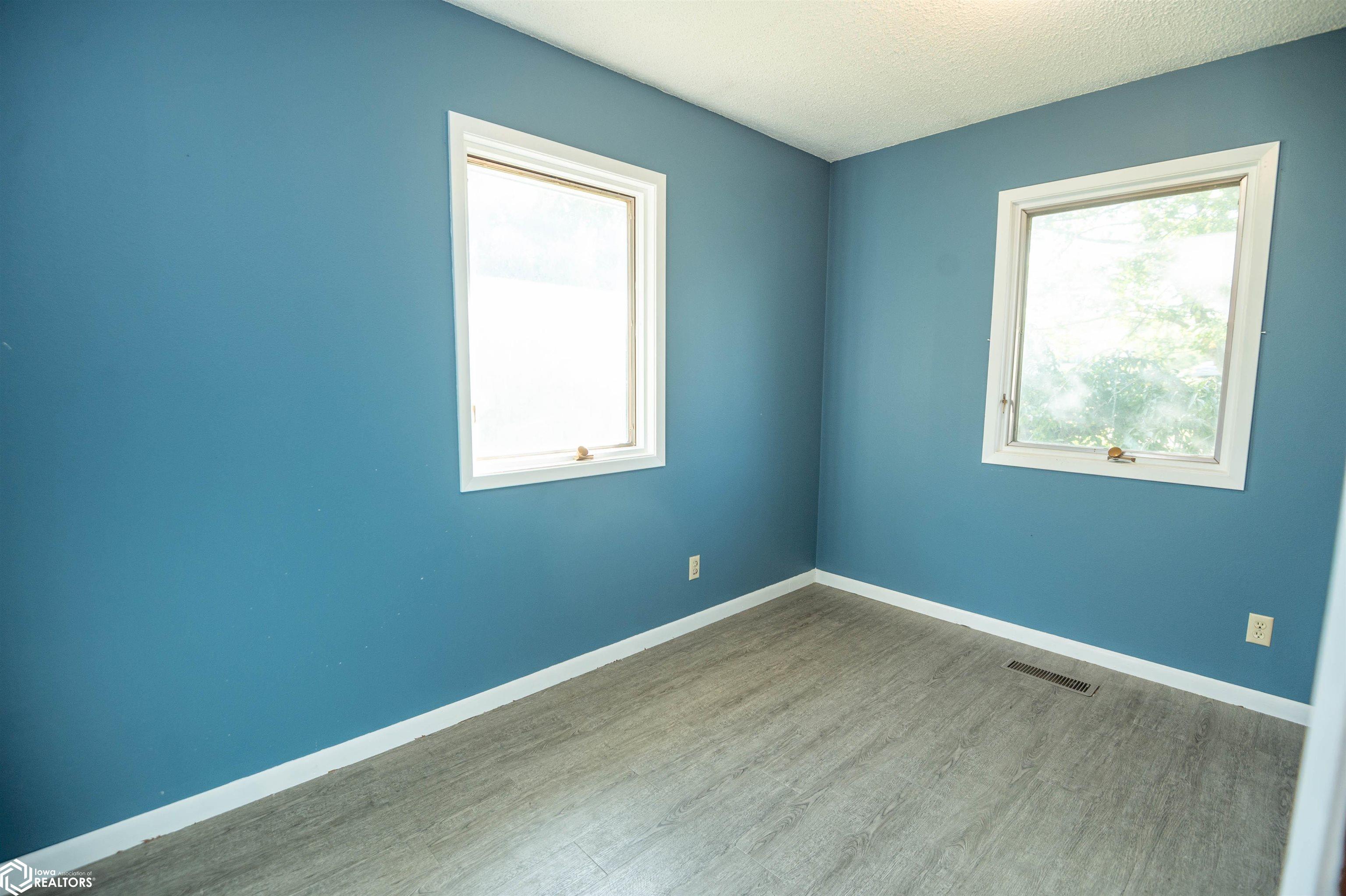220 S Hazel Street, Agency, Iowa image 21