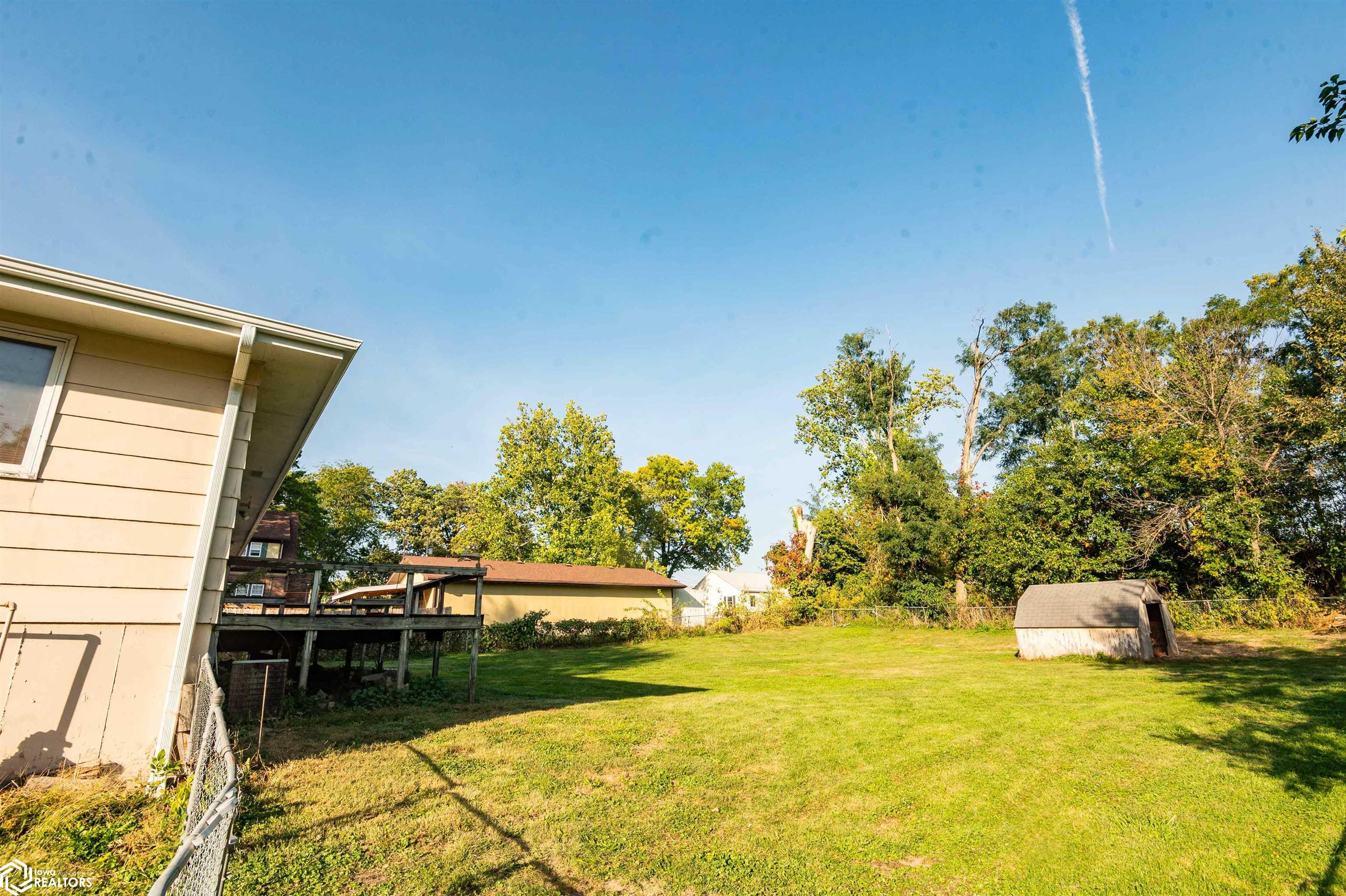220 S Hazel Street, Agency, Iowa image 33