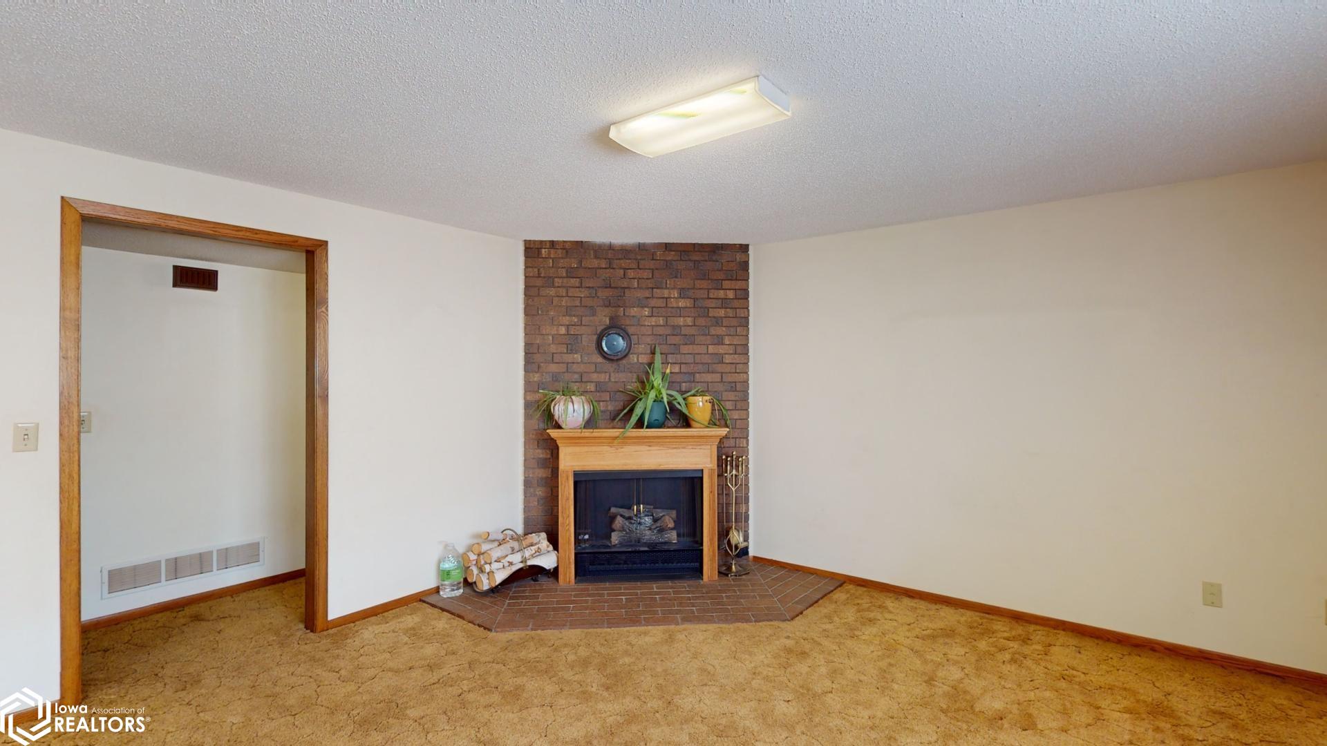 1024 14th Street, Mason City, Iowa image 12