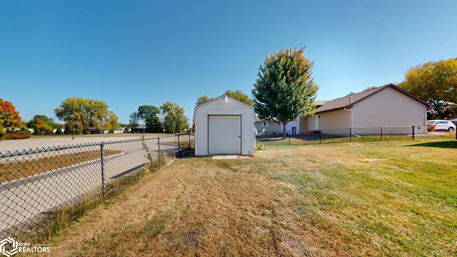 1024 14th Street, Mason City, Iowa image 18