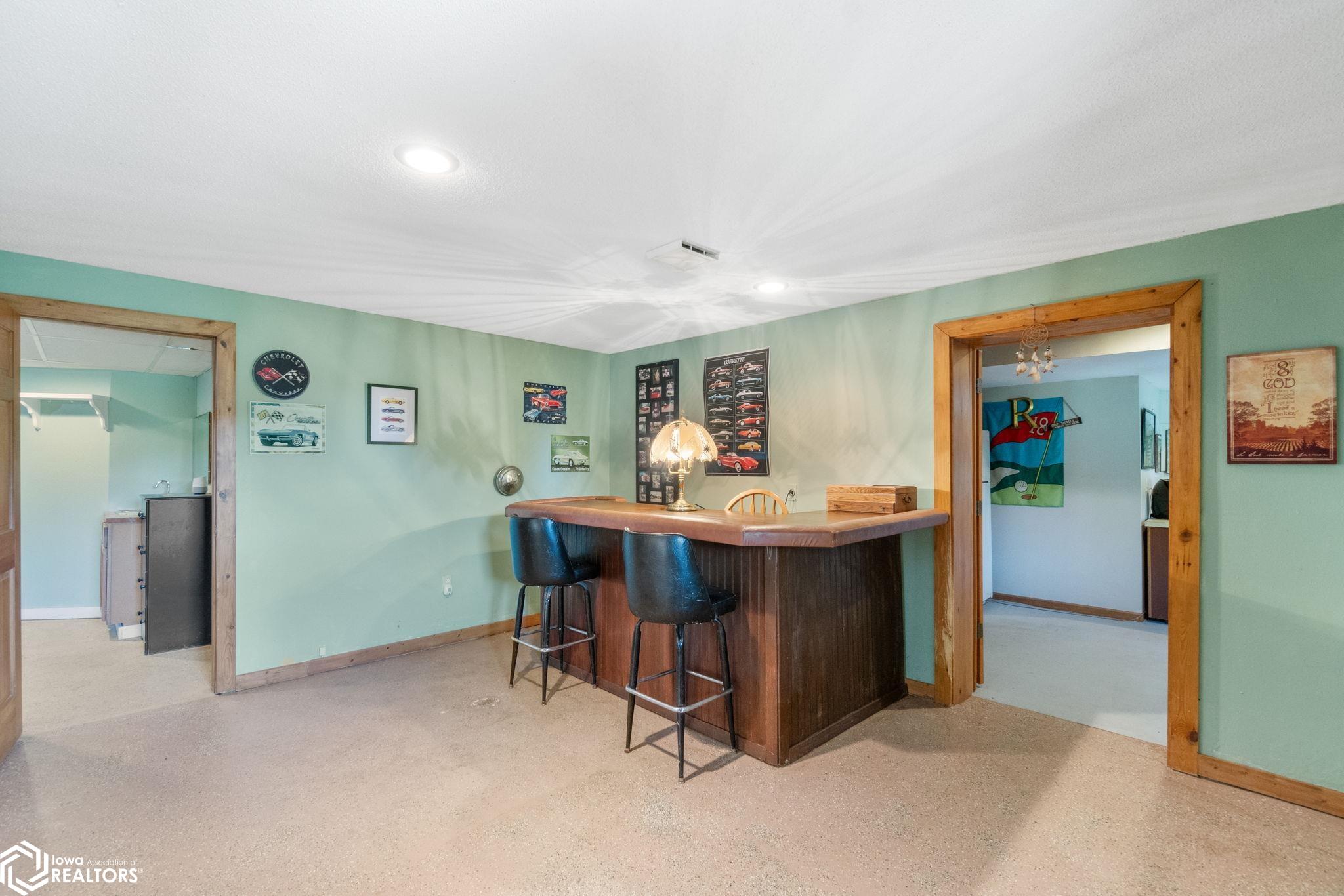 19738 Heather Avenue, Clear Lake, Iowa image 29