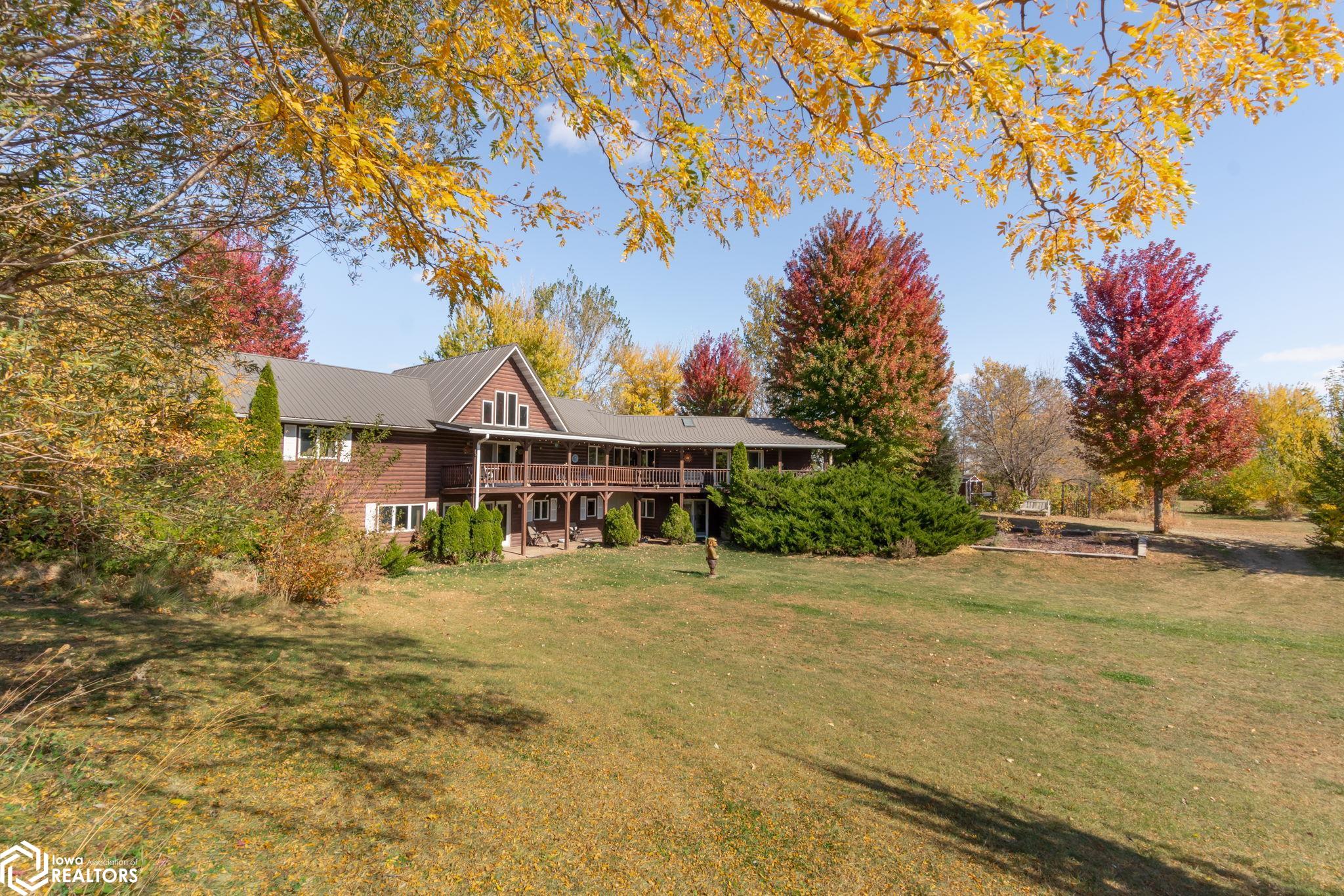 19738 Heather Avenue, Clear Lake, Iowa image 4