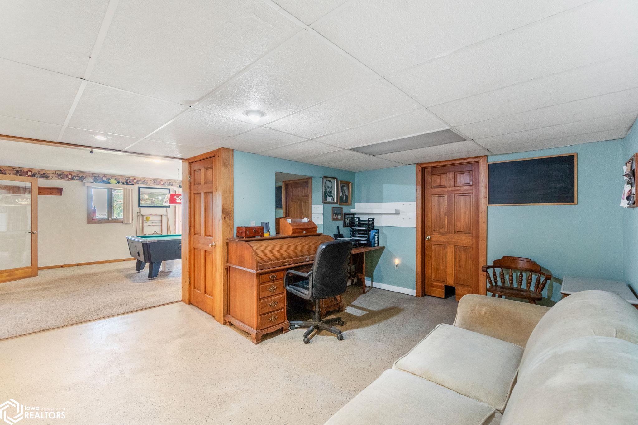 19738 Heather Avenue, Clear Lake, Iowa image 31