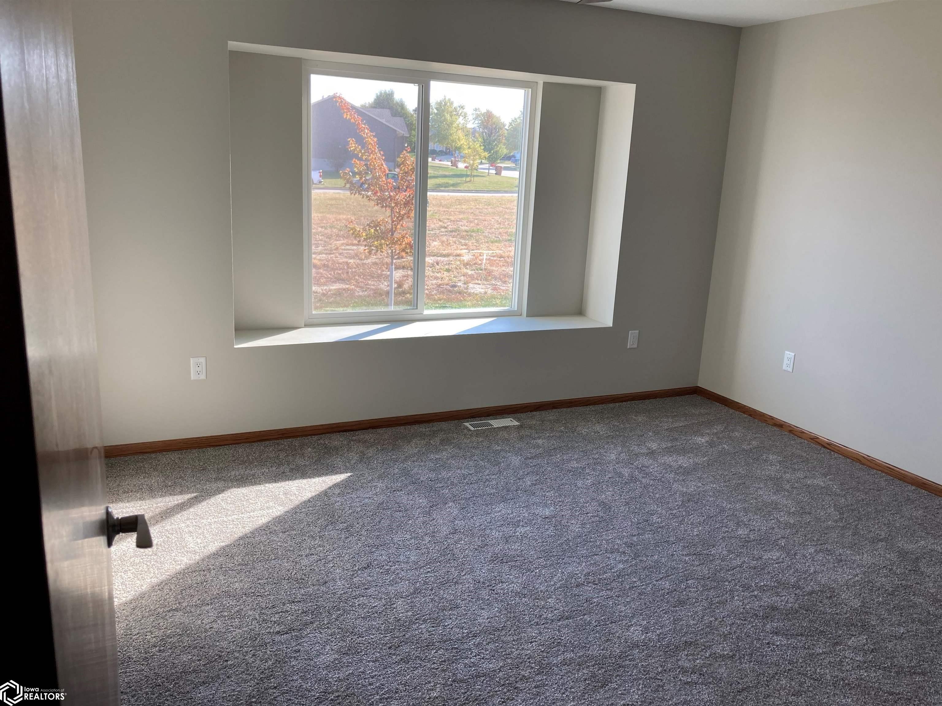 629 Westridge Drive, Carroll, Iowa image 6