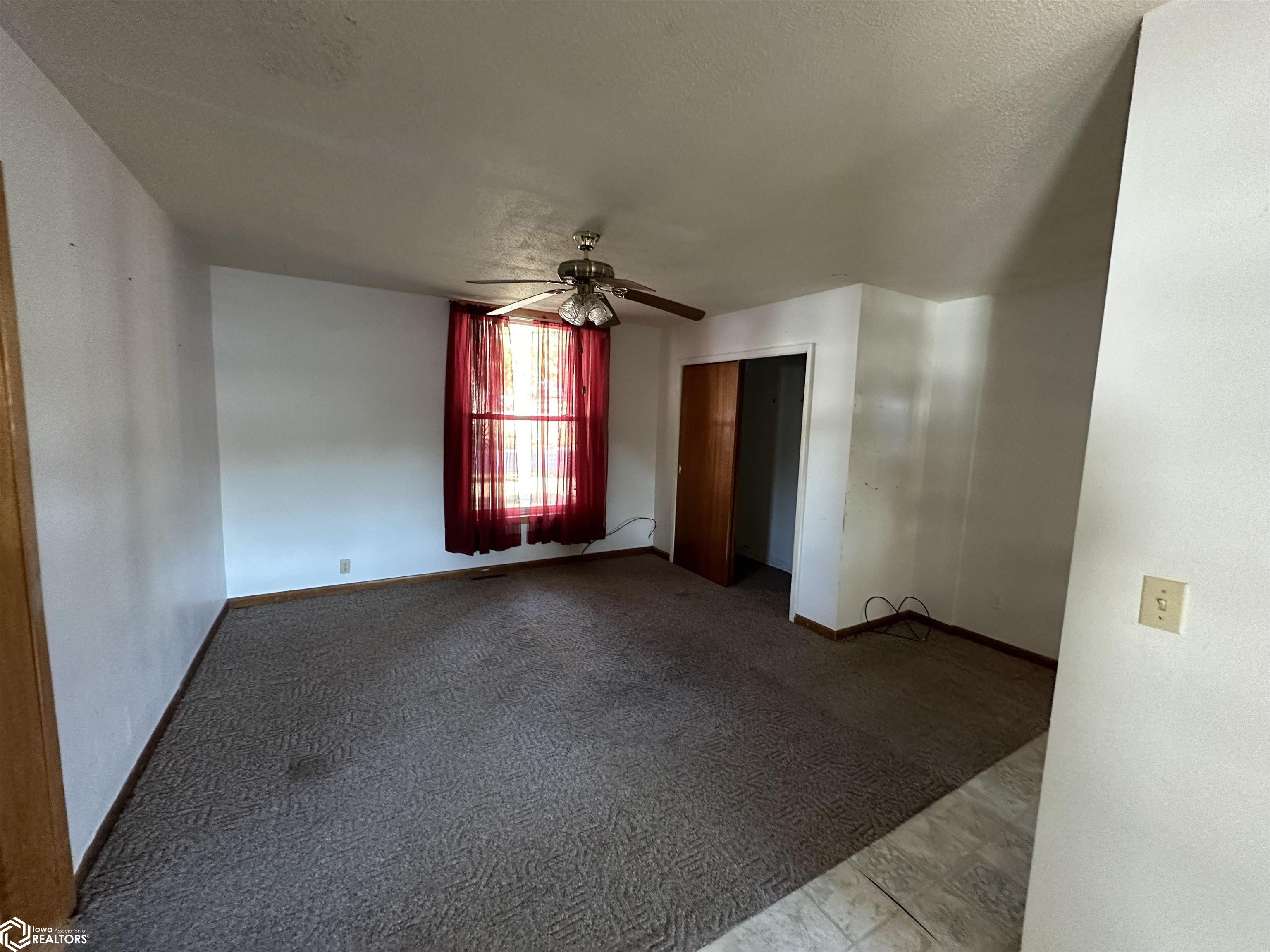 408 E Franklin Street, Centerville, Iowa image 33