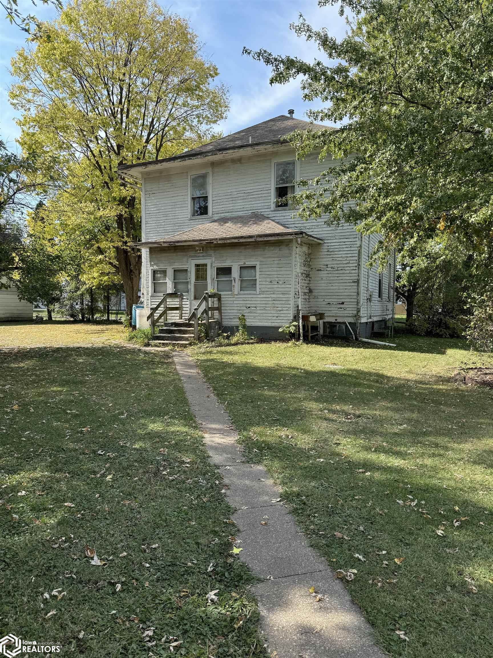 328 N G Street, Oskaloosa, Iowa image 1