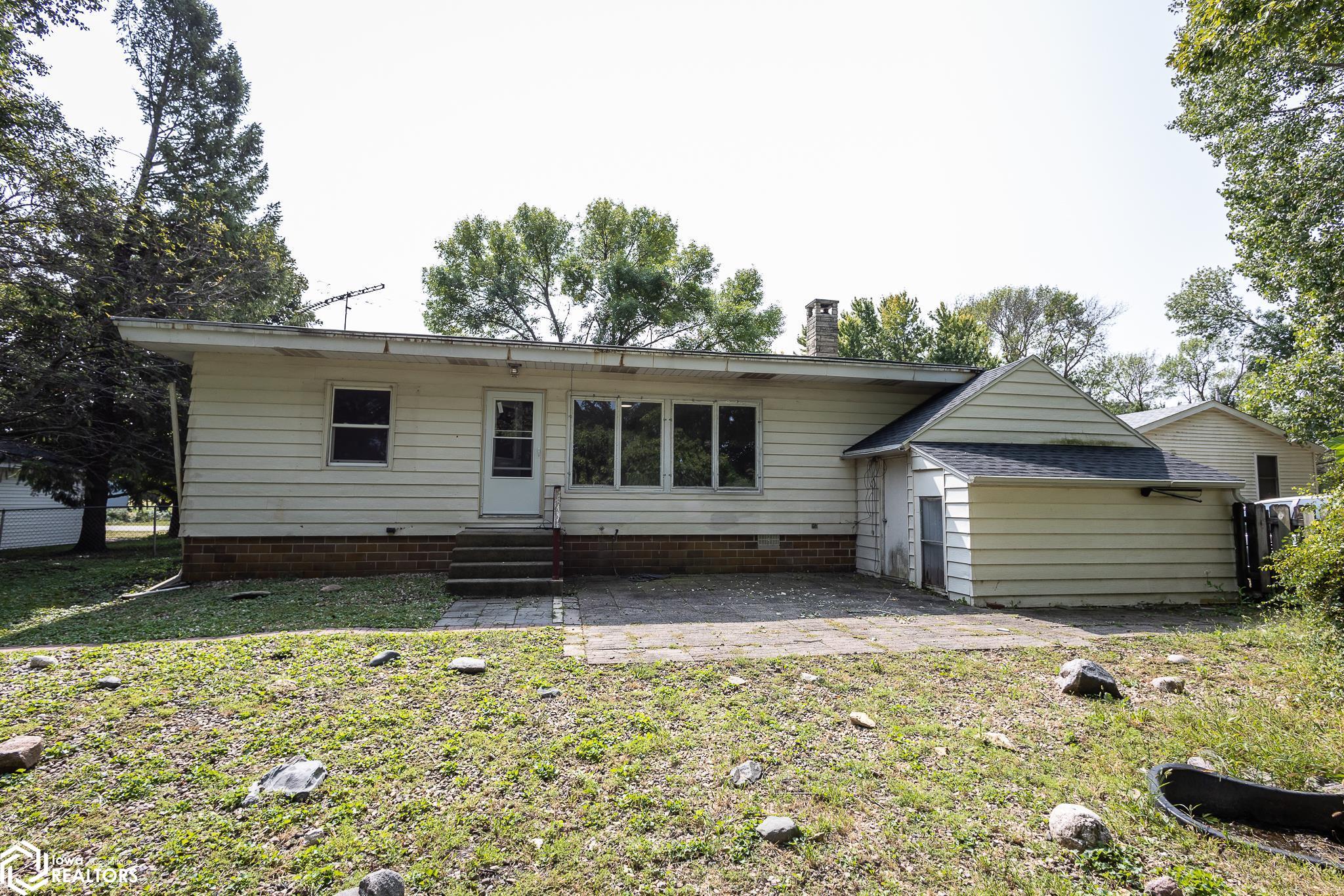 515 Pauls Drive, Klemme, Iowa image 11