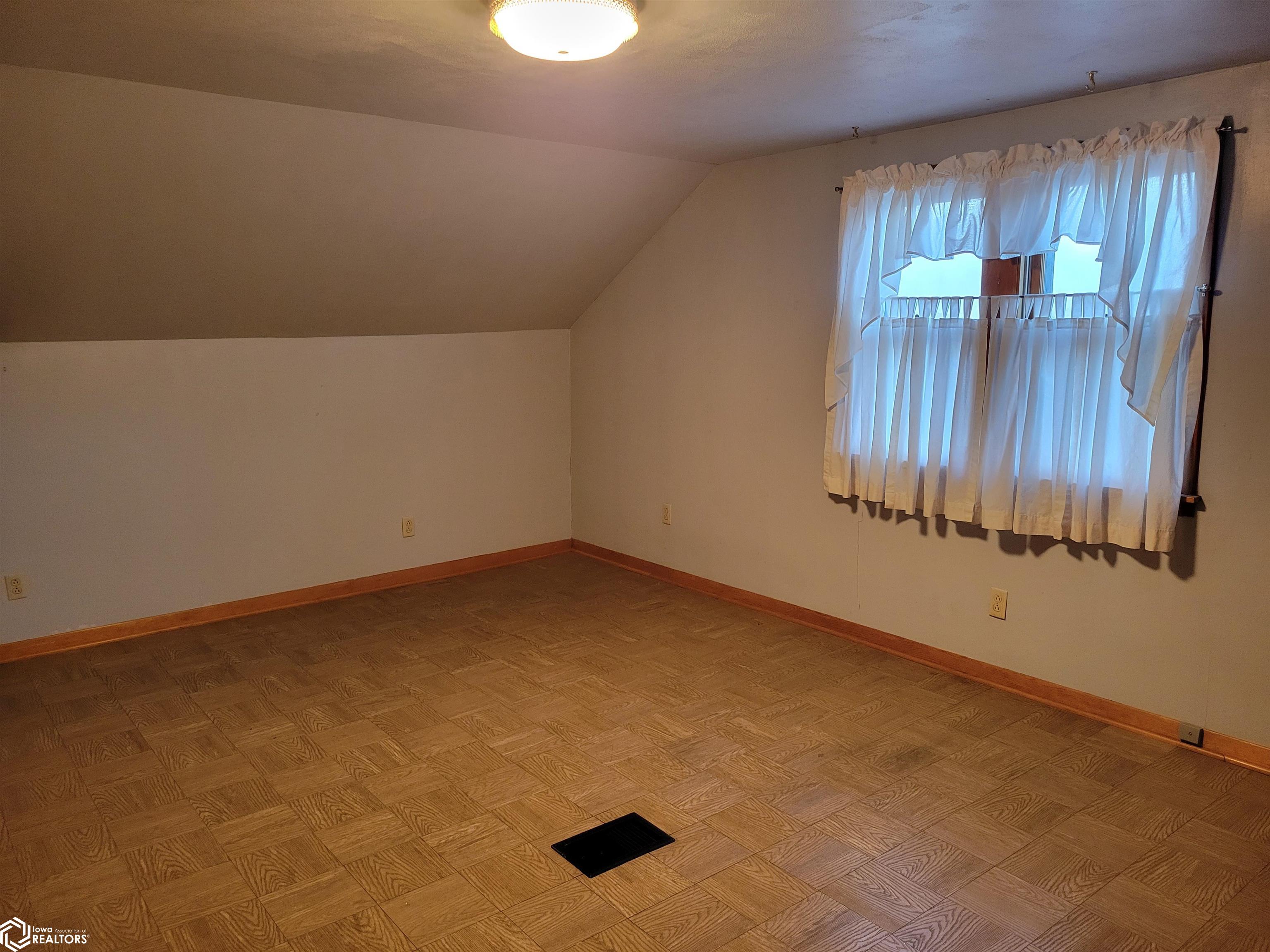 1205 W Broadway Street, Eagle Grove, Iowa image 25