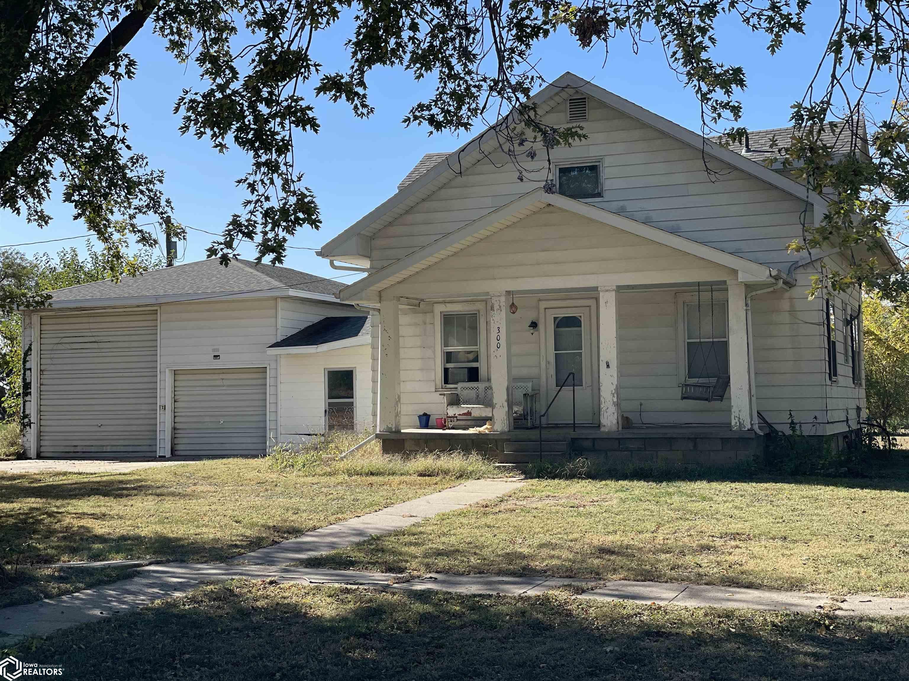 300 N Lambert Street, Randolph, Iowa image 1