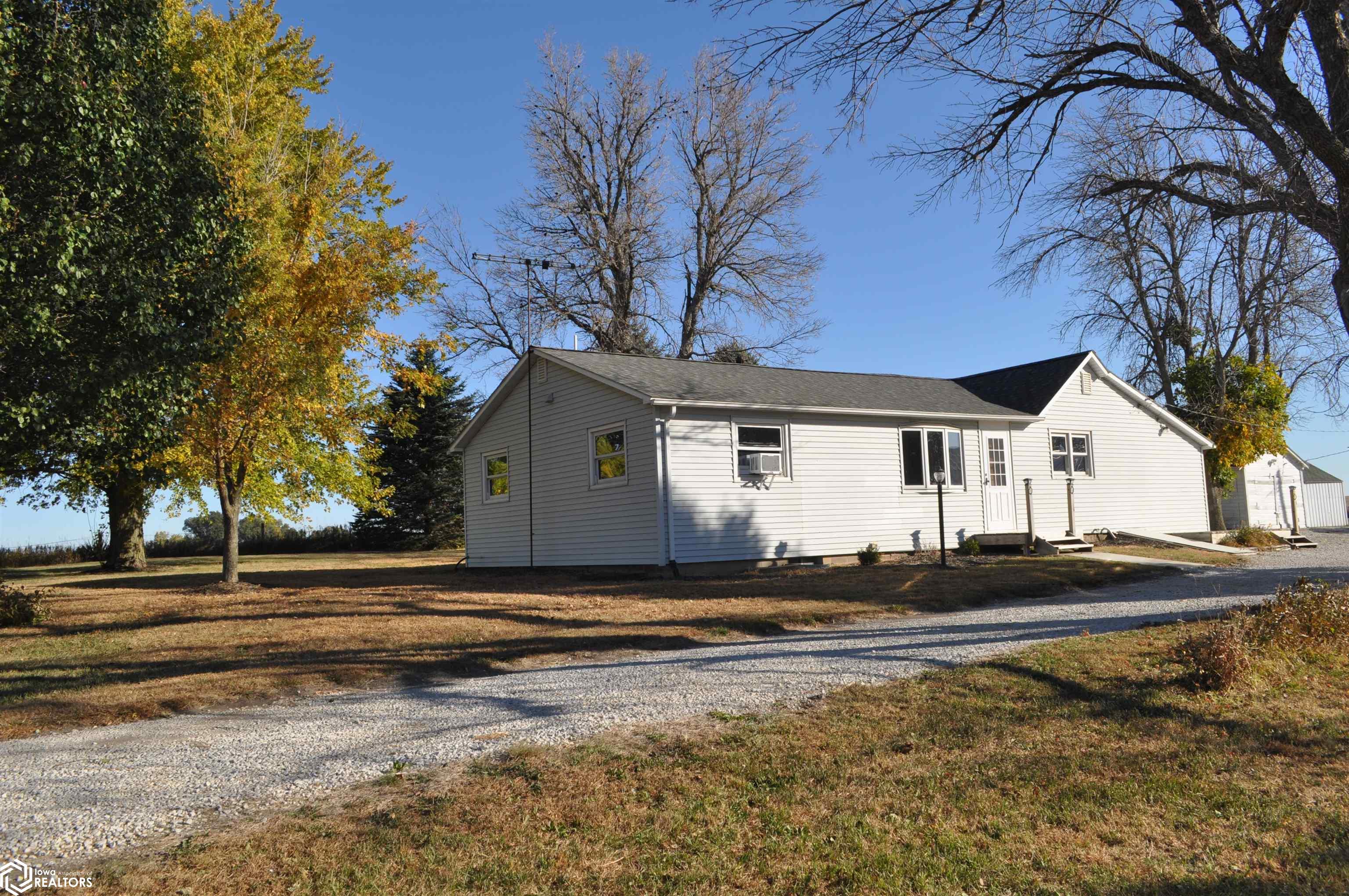 637 I Avenue, Churdan, Iowa image 1