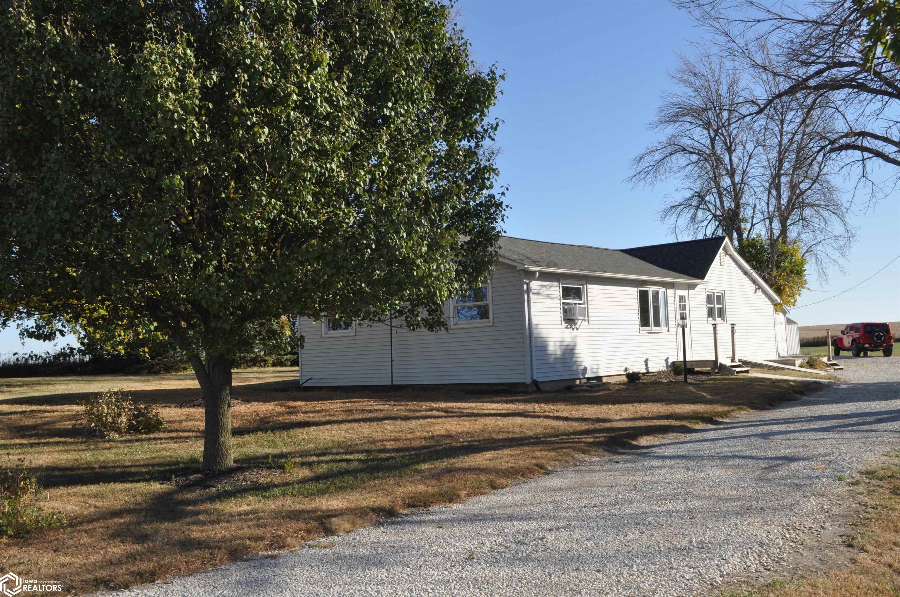 637 I Avenue, Churdan, Iowa image 2