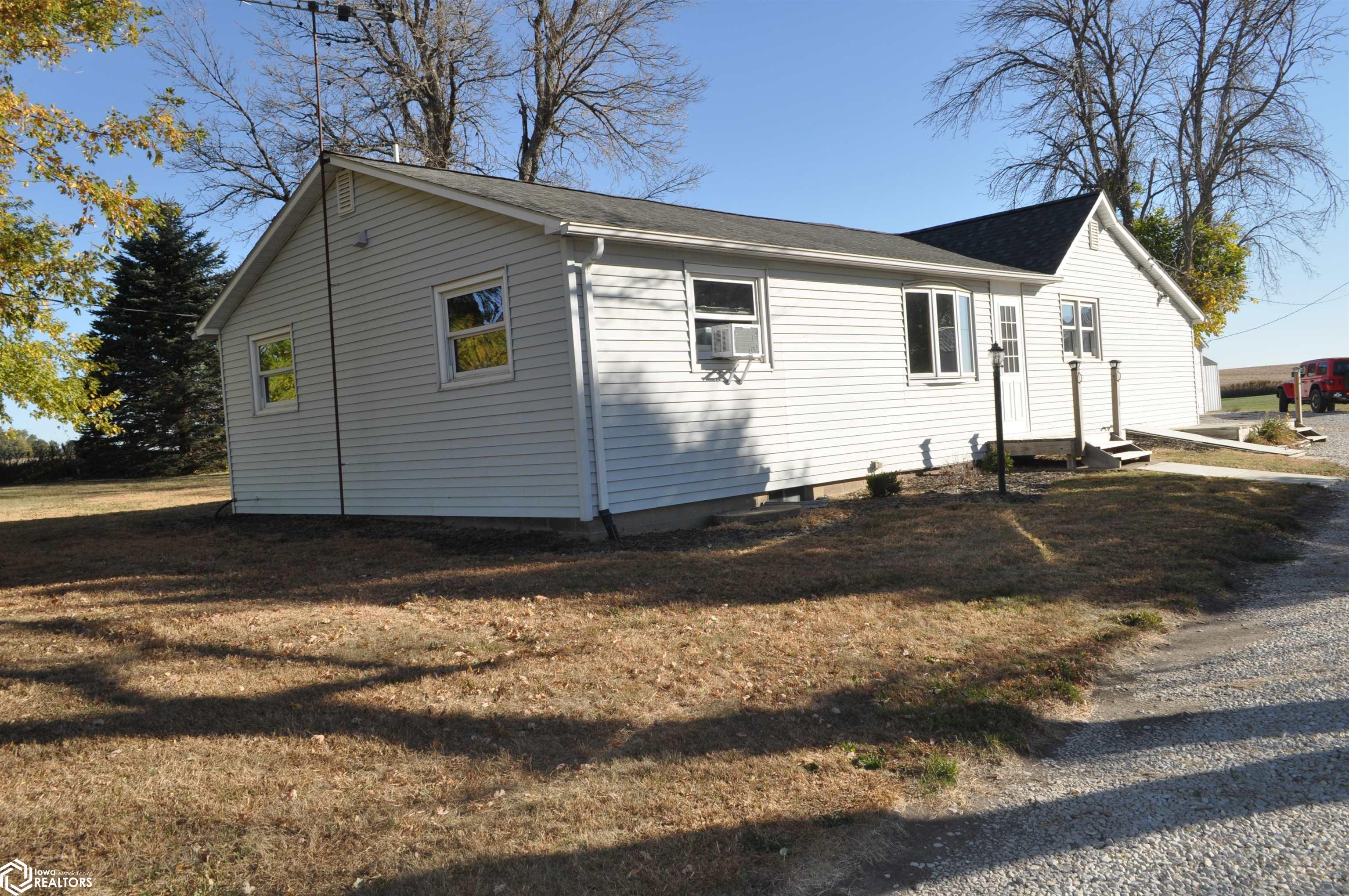 637 I Avenue, Churdan, Iowa image 3