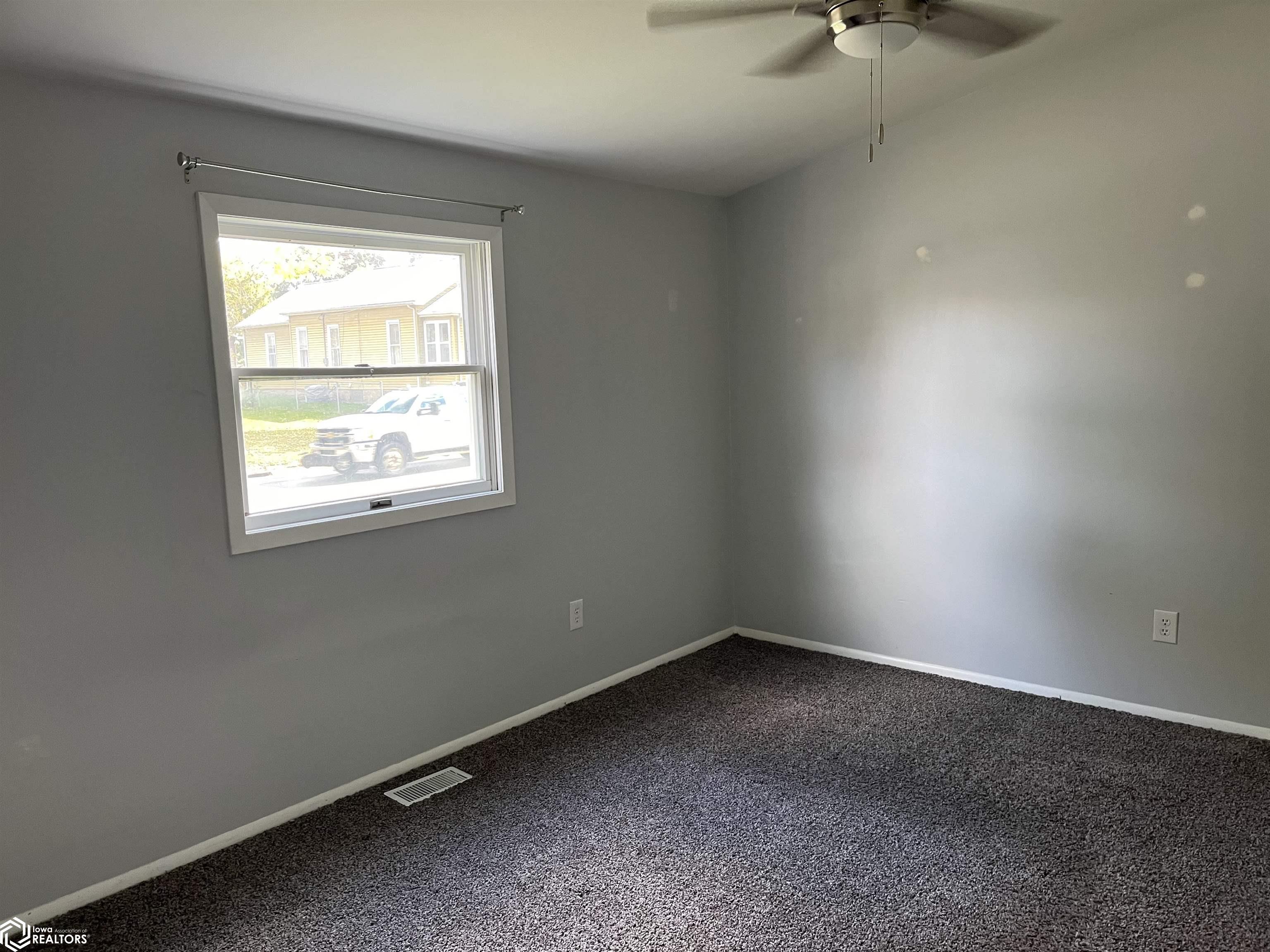 313 West Burlington Avenue, West Burlington, Iowa image 7