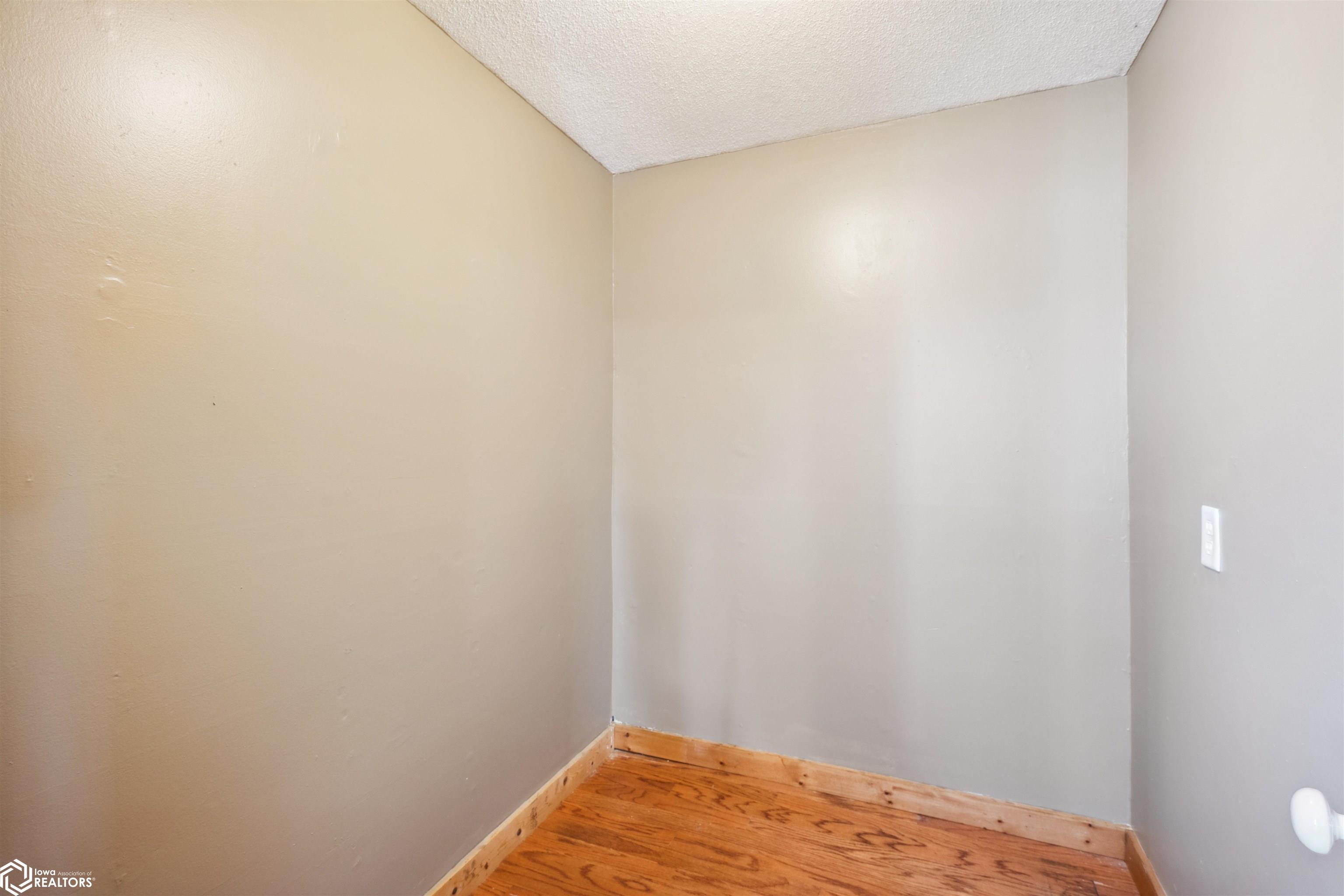 1770 328th Avenue, Brooklyn, Iowa image 13