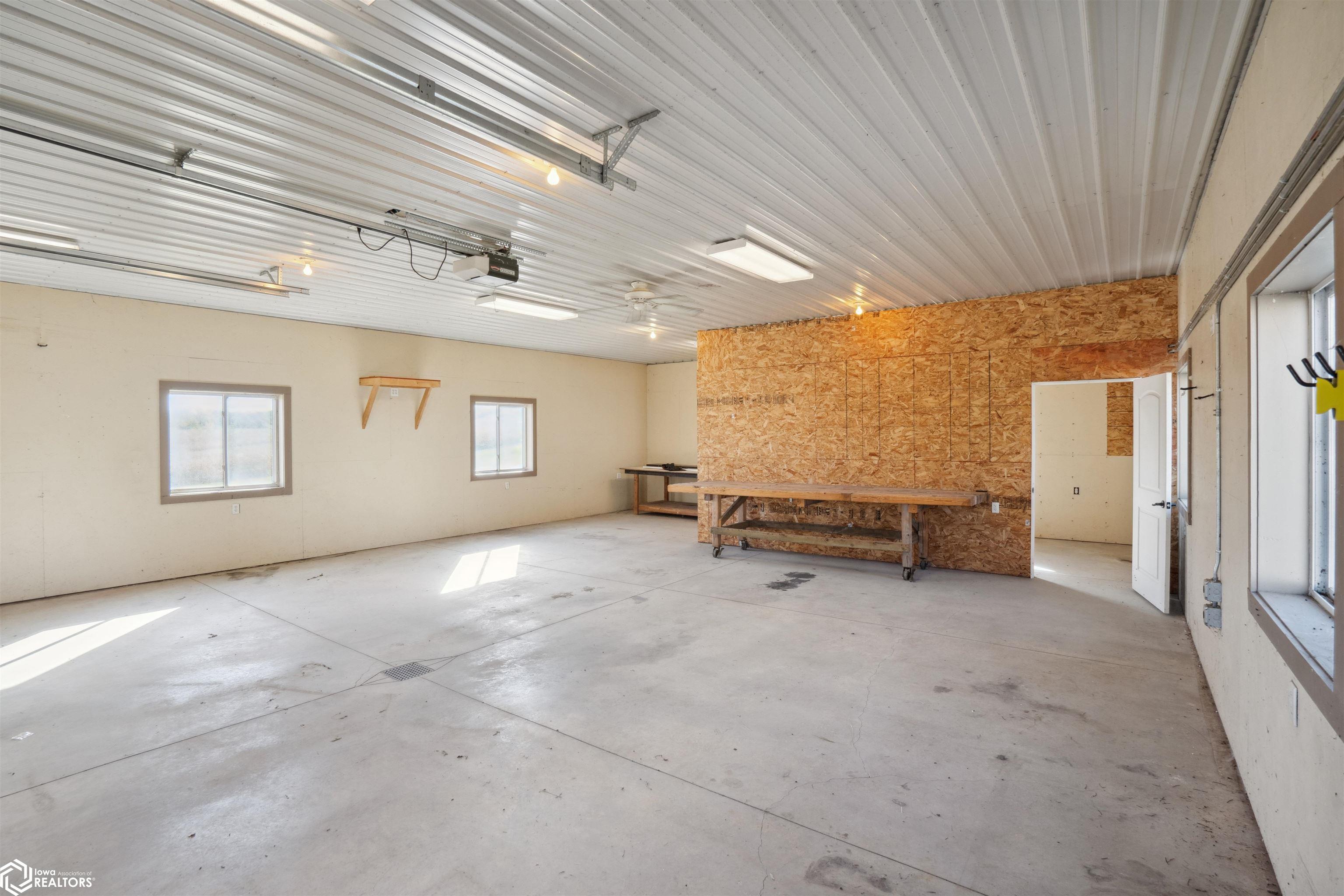 1770 328th Avenue, Brooklyn, Iowa image 28