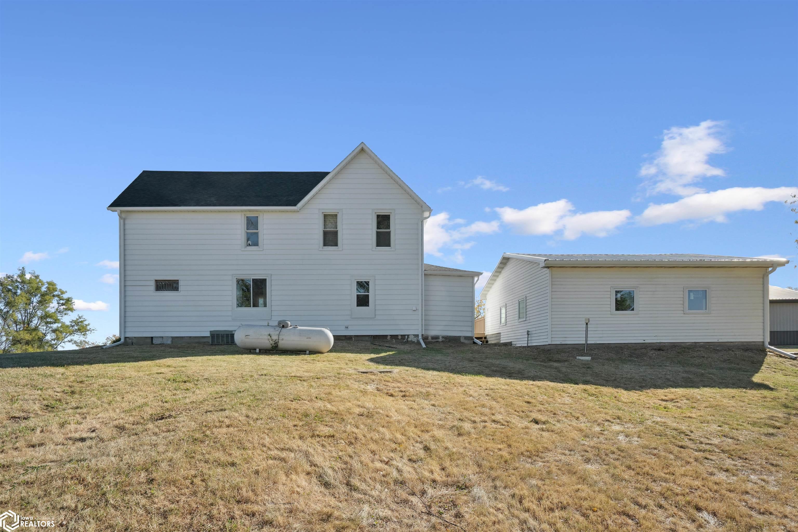 1770 328th Avenue, Brooklyn, Iowa image 39