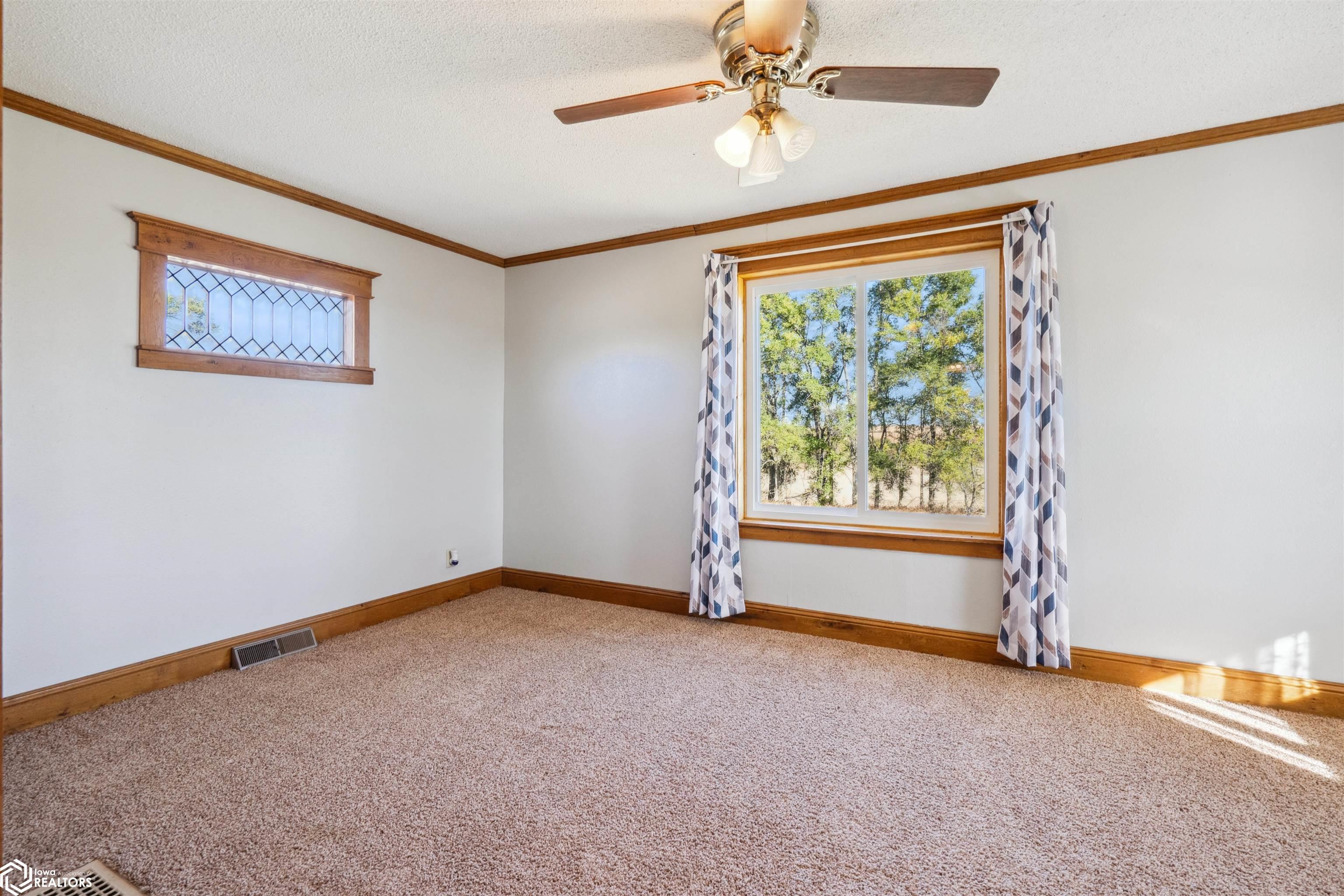 1770 328th Avenue, Brooklyn, Iowa image 8