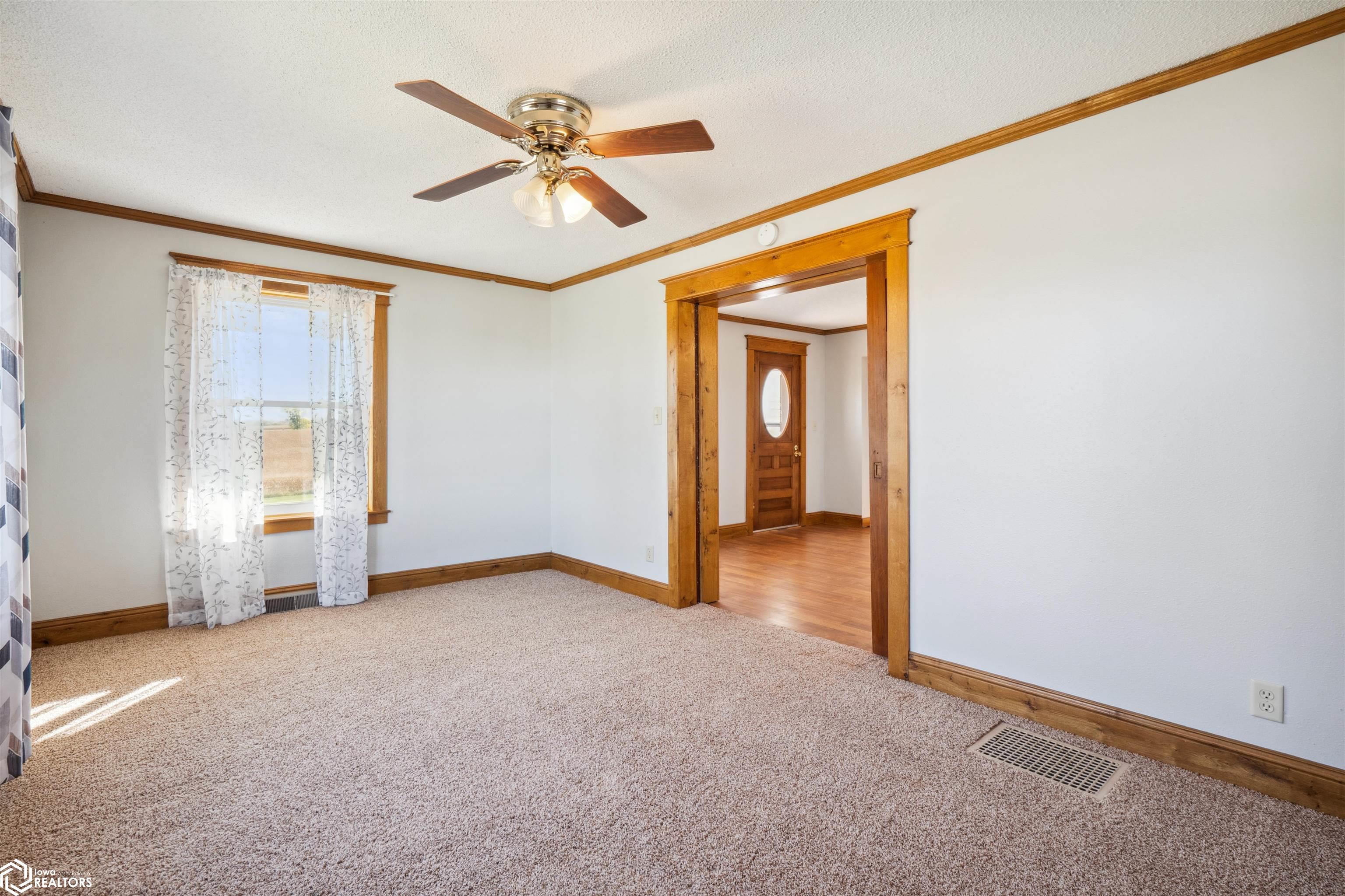 1770 328th Avenue, Brooklyn, Iowa image 9