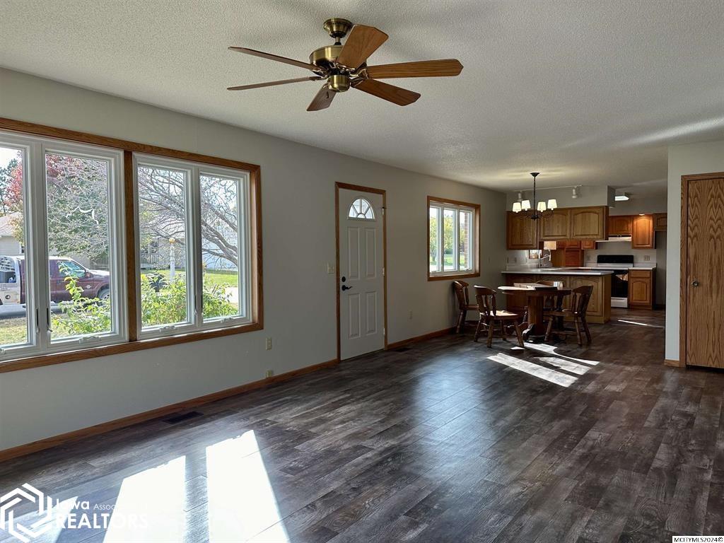 204 5th Avenue, Northwood, Iowa image 8