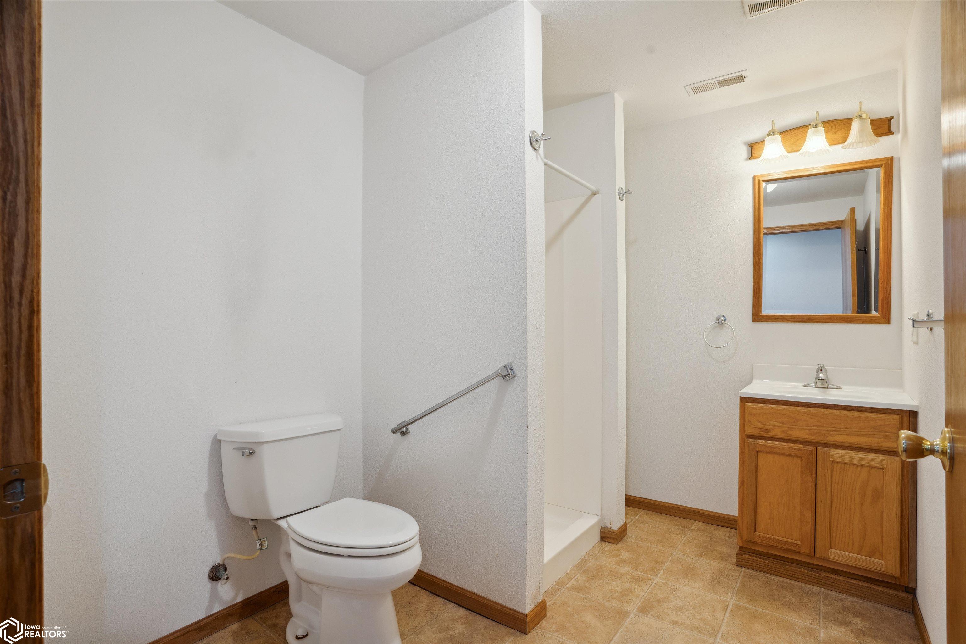 302 S Jackson St., Mount Pleasant, Iowa image 20